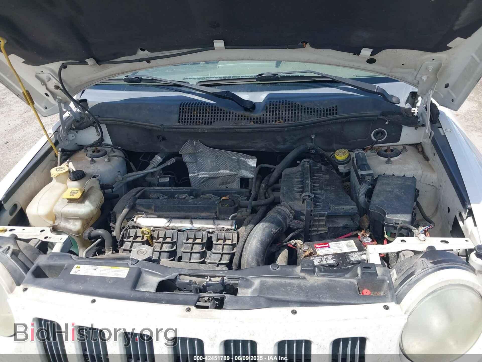 2007 JEEP COMPASS - VIN: 1J8FT57WX7D230990 - Photo 10