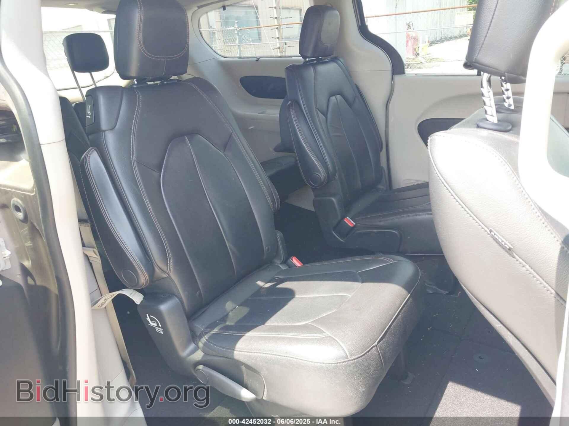 2017 CHRYSLER PACIFICA - VIN: 2C4RC1BG9HR668654 - Photo 8