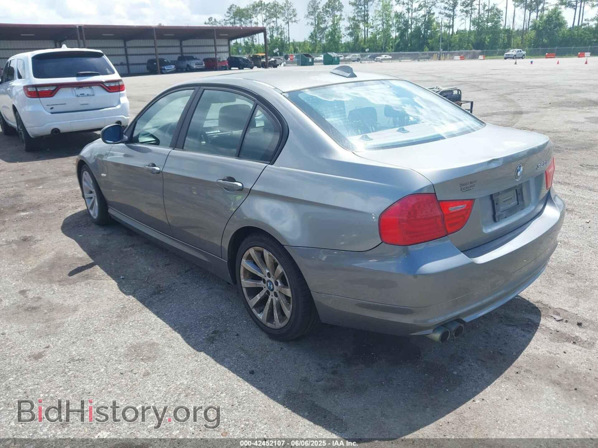 2009 BMW 328I - VIN: WBAPH77569NM29481 - Фото 3