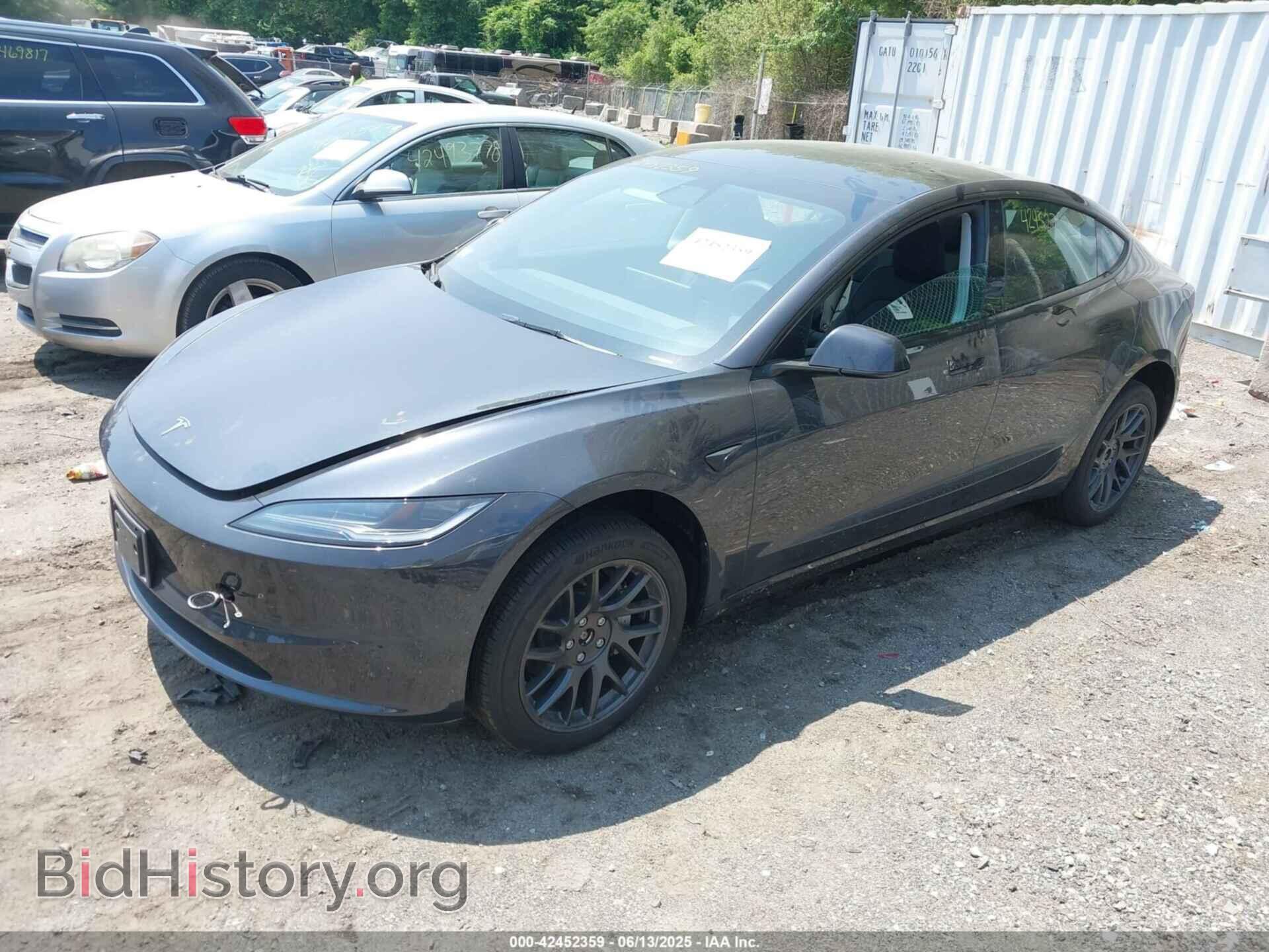 2025 TESLA MODEL 3 - VIN: 5YJ3E1EBXSF890929 - Фото 2