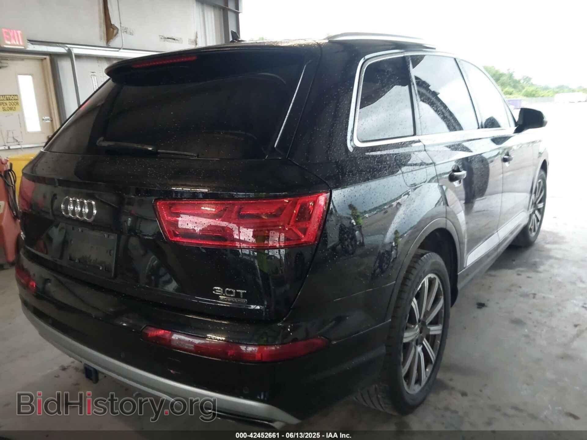 2018 AUDI Q7 - VIN: WA1VAAF75JD011819 - Фото 4