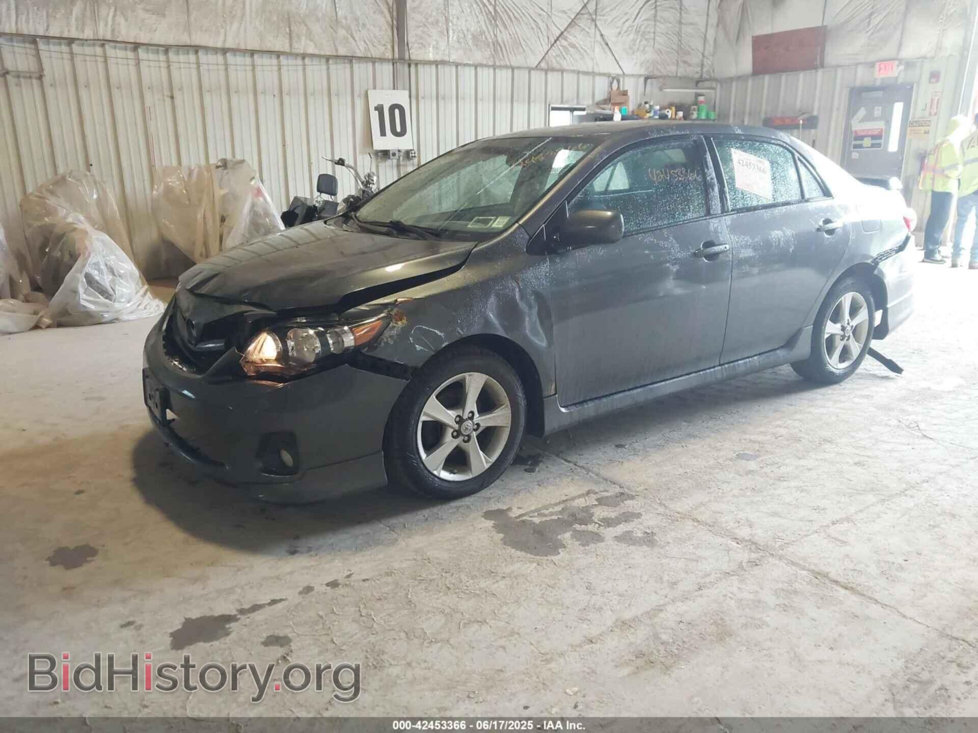 2011 TOYOTA COROLLA - VIN: 2T1BU4EE0BC677969 - Фото 2