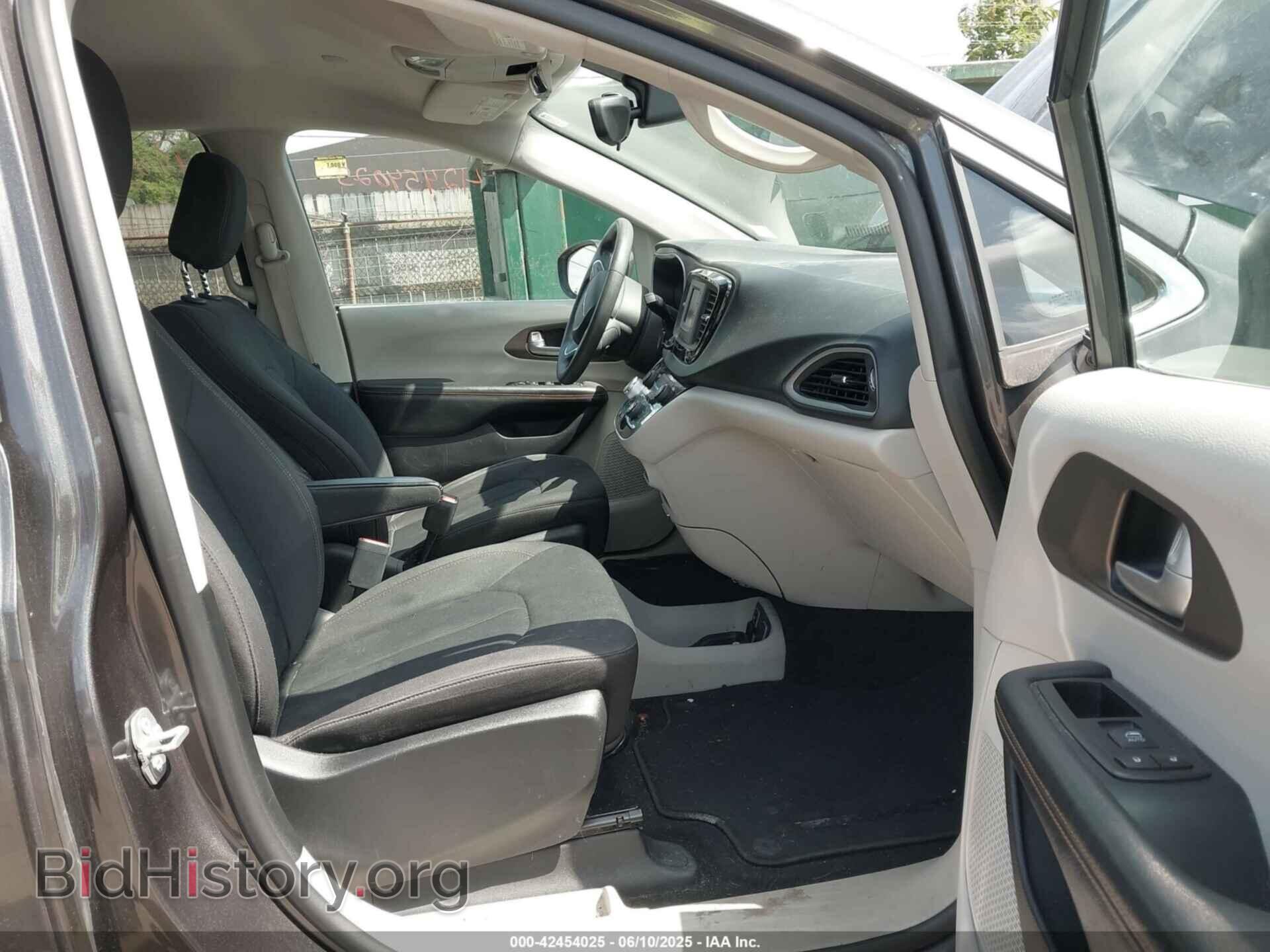 2017 CHRYSLER PACIFICA - VIN: 2C4RC1DG1HR571607 - Photo 5