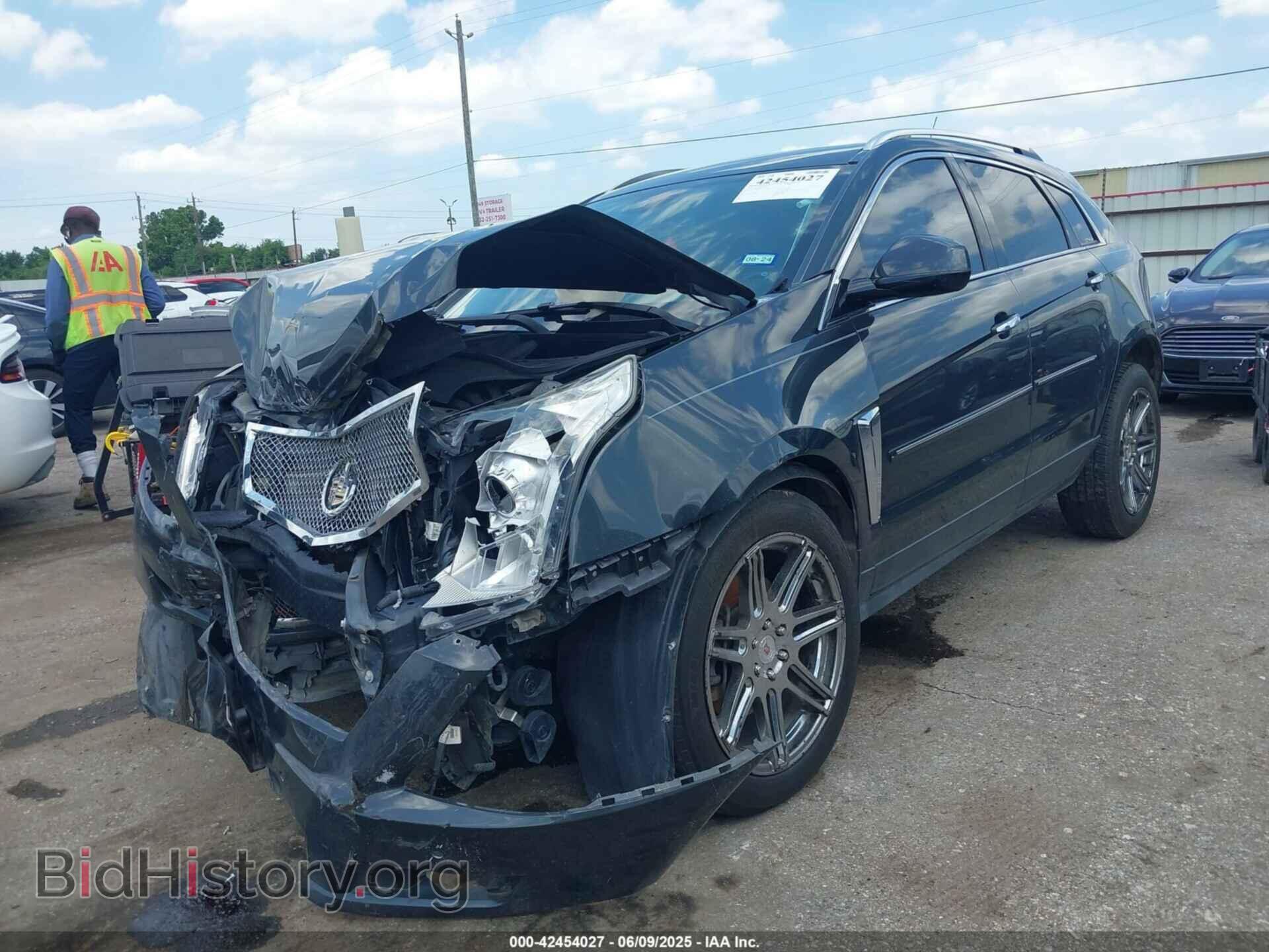 2014 CADILLAC SRX - VIN: 3GYFNBE34ES651989 - Фото 2