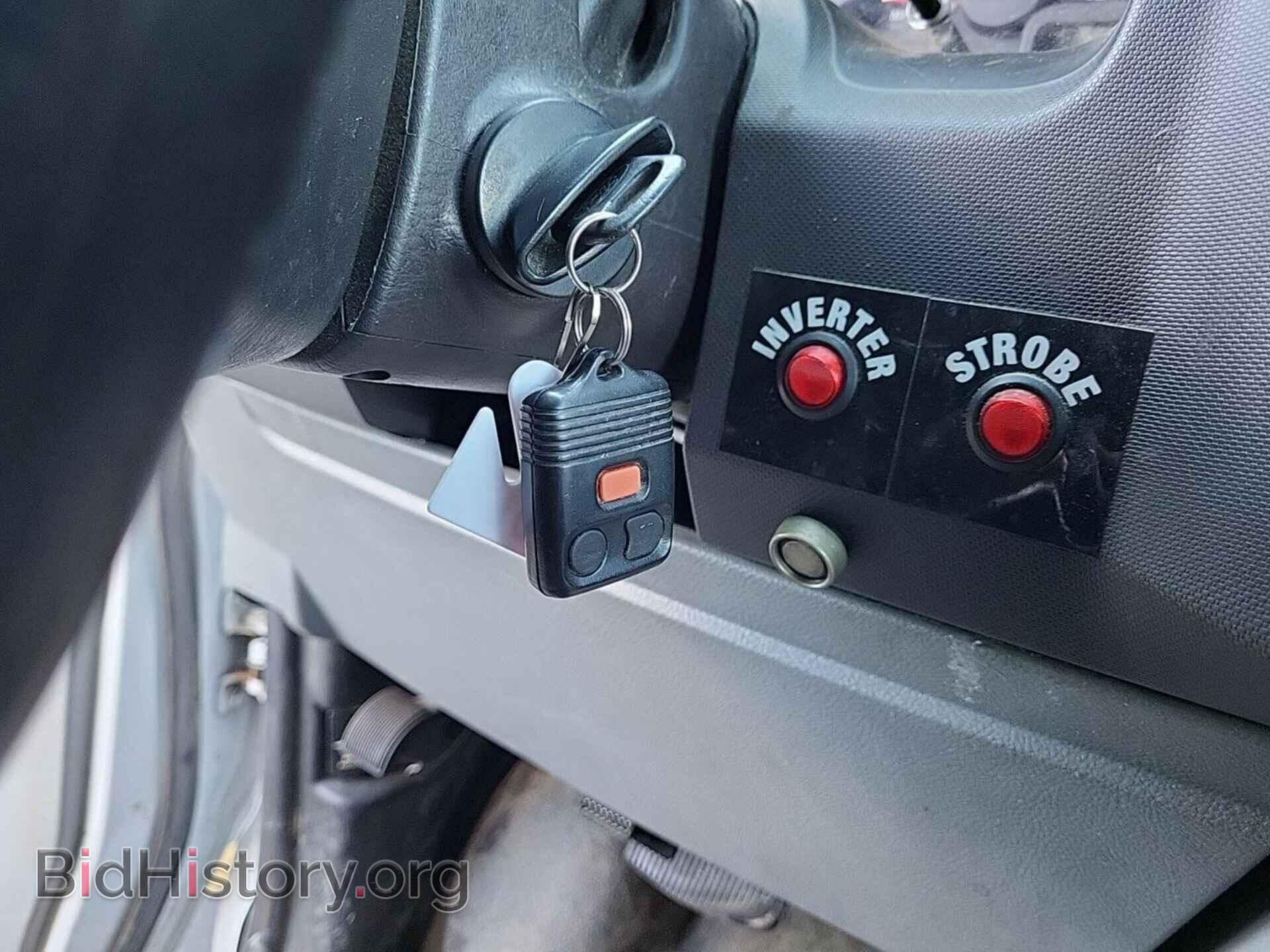 2011 FORD ECONOLINE - VIN: 1FTNE2EL8BDA18523 - Photo 30