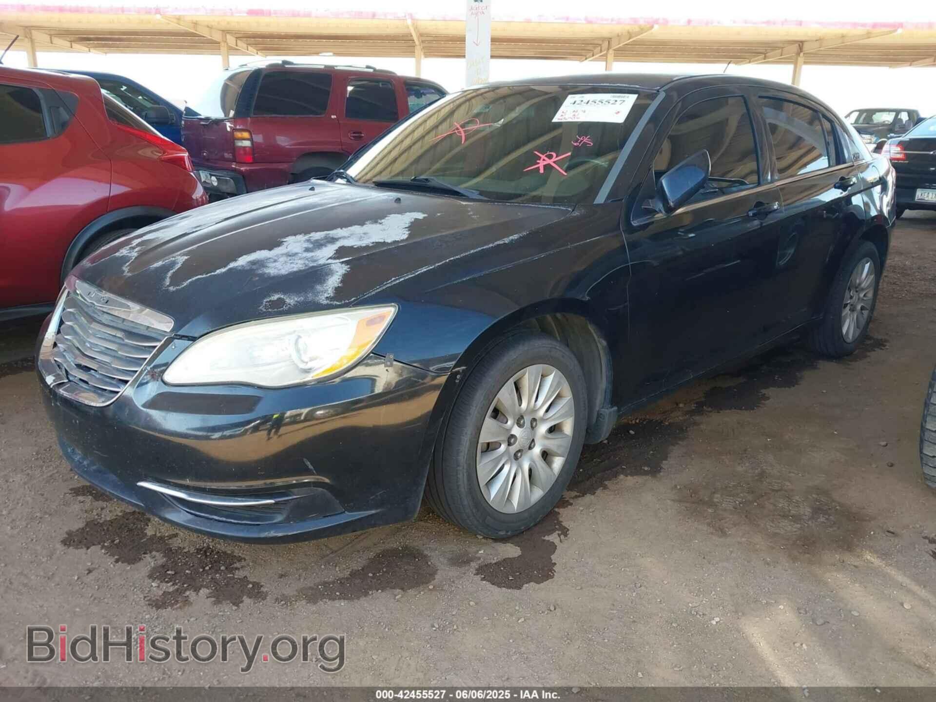 2014 CHRYSLER 200 - VIN: 1C3CCBAB2EN230718 - Photo 2