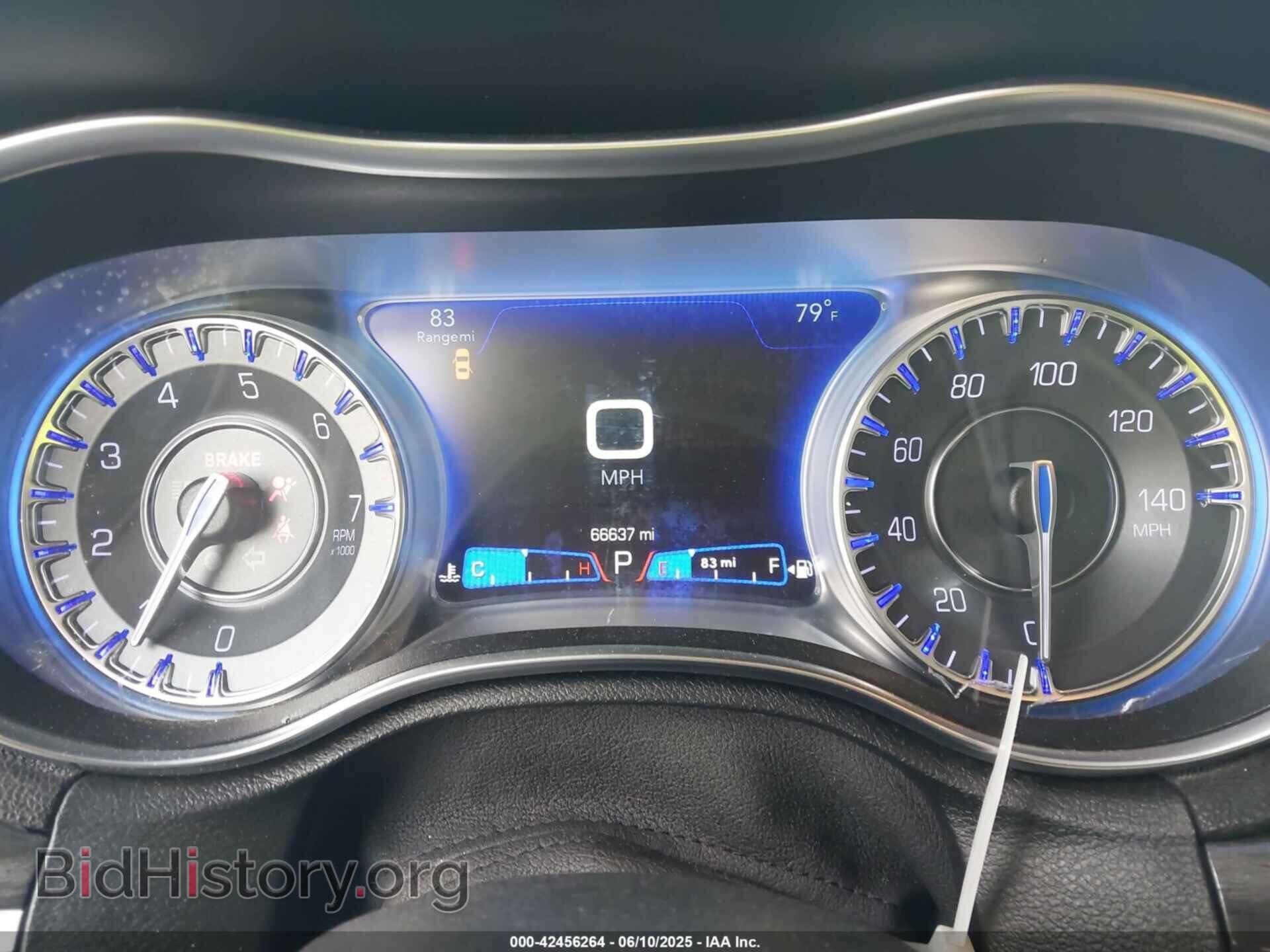 2019 CHRYSLER 300 - VIN: 2C3CCAAG6KH610400 - Фото 7