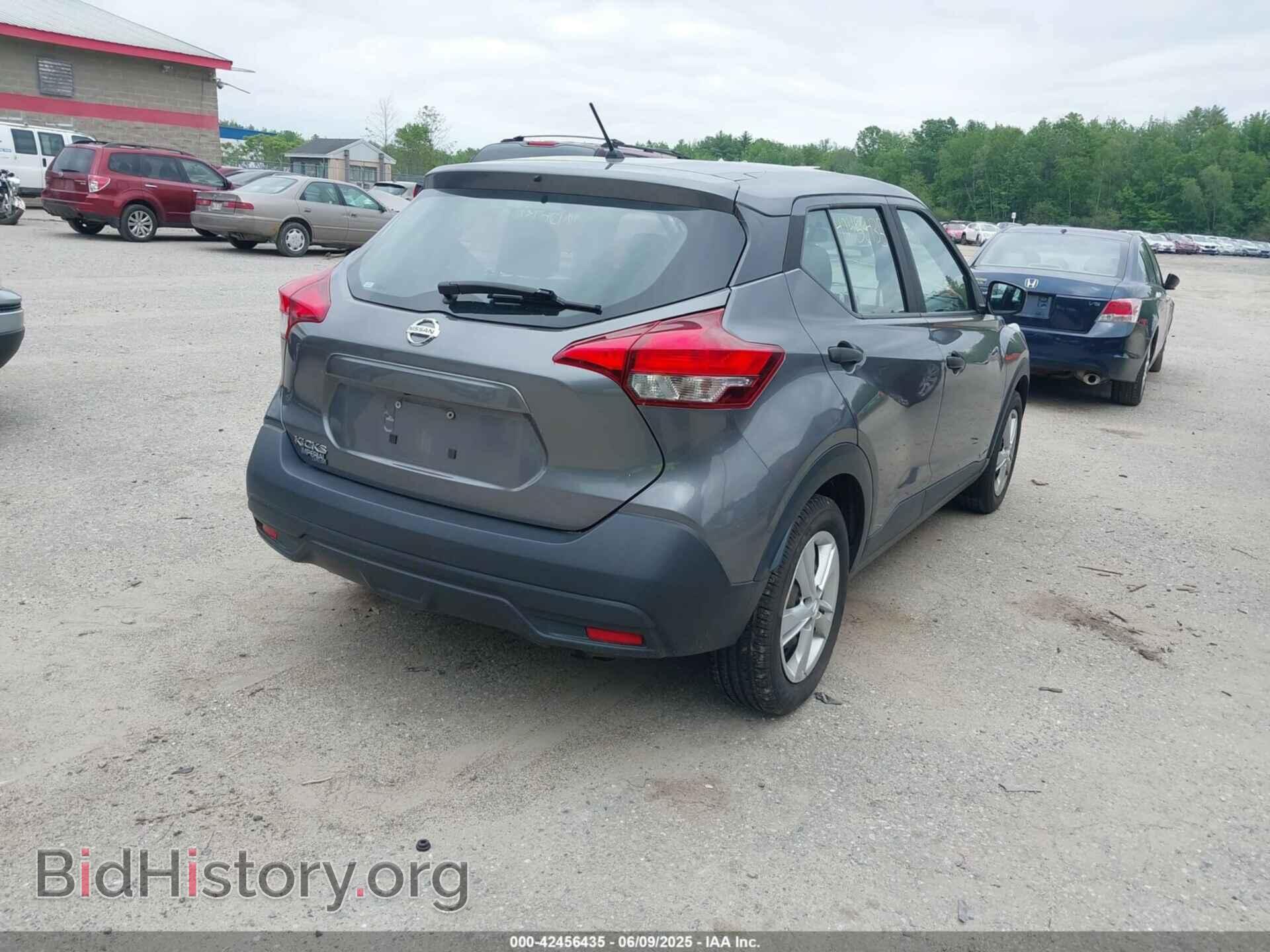 2019 NISSAN KICKS - VIN: 3N1CP5CU3KL499194 - Фото 4