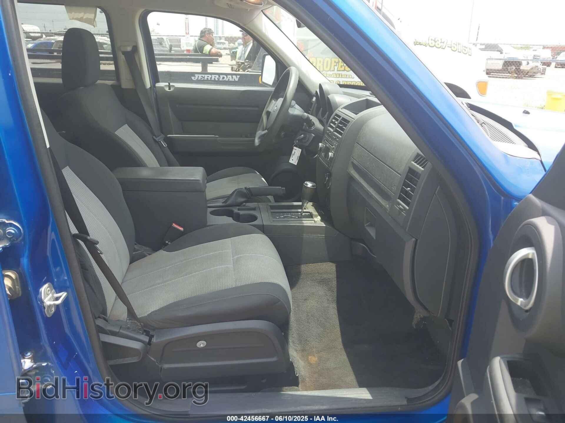 2008 DODGE NITRO - VIN: 1D8GT28K08W107258 - Photo 5