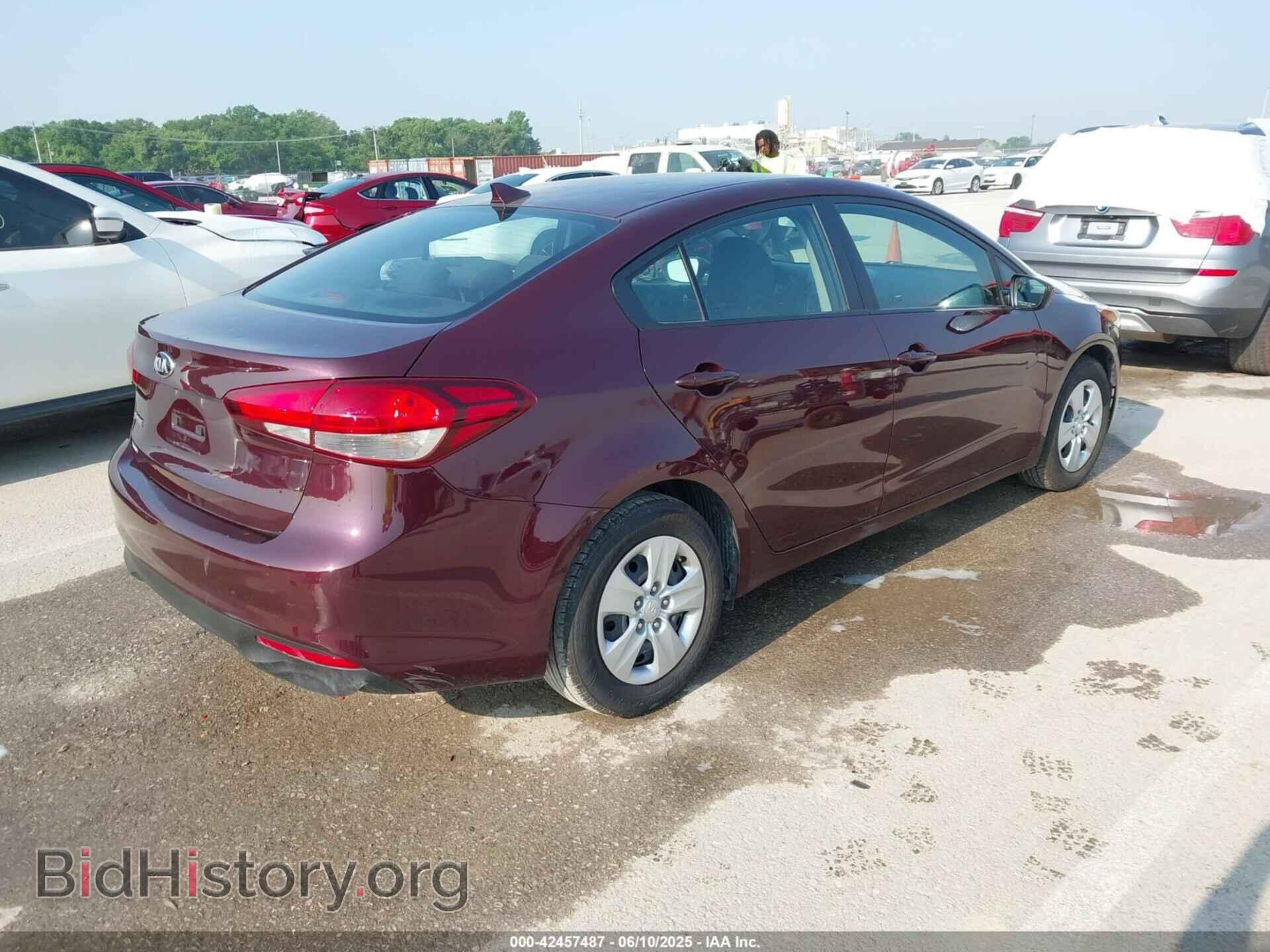 2017 KIA FORTE - VIN: 3KPFL4A70HE094906 - Фото 4