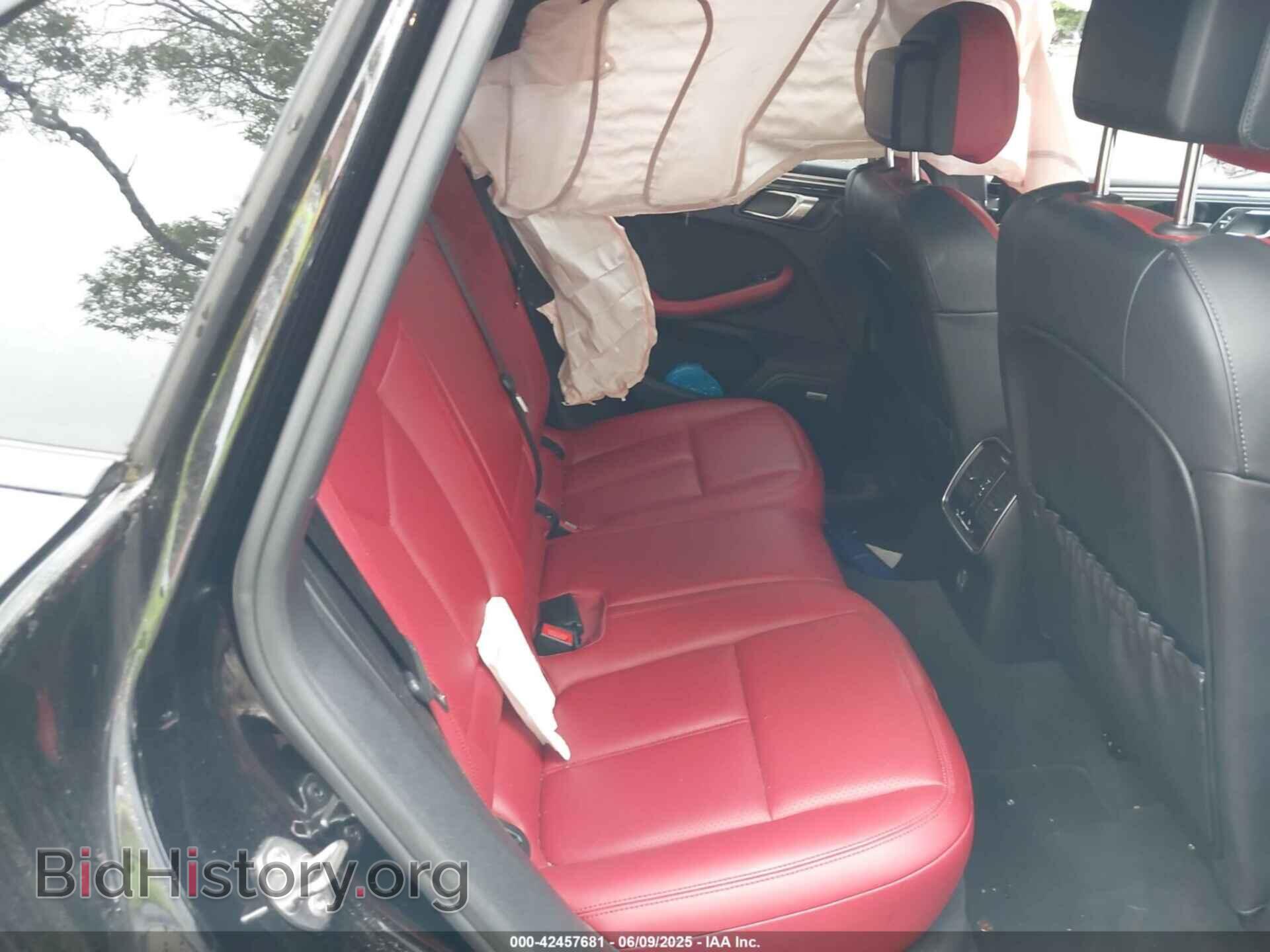 2018 PORSCHE MACAN - VIN: WP1AA2A50JLB07619 - Photo 8