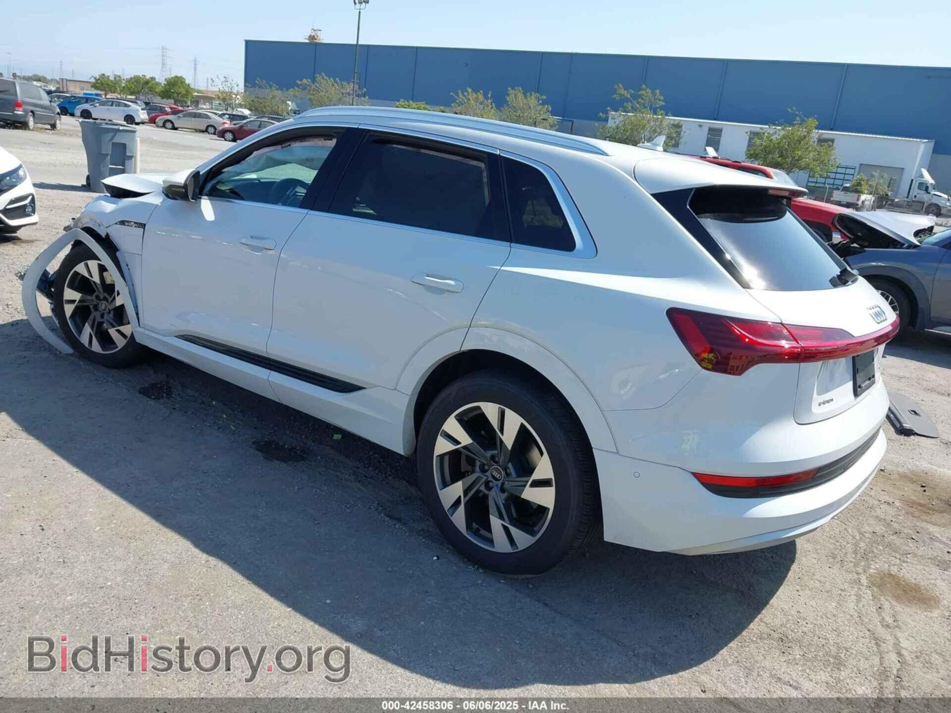 2021 AUDI E-TRON - VIN: WA1LAAGE2MB039596 - Photo 3