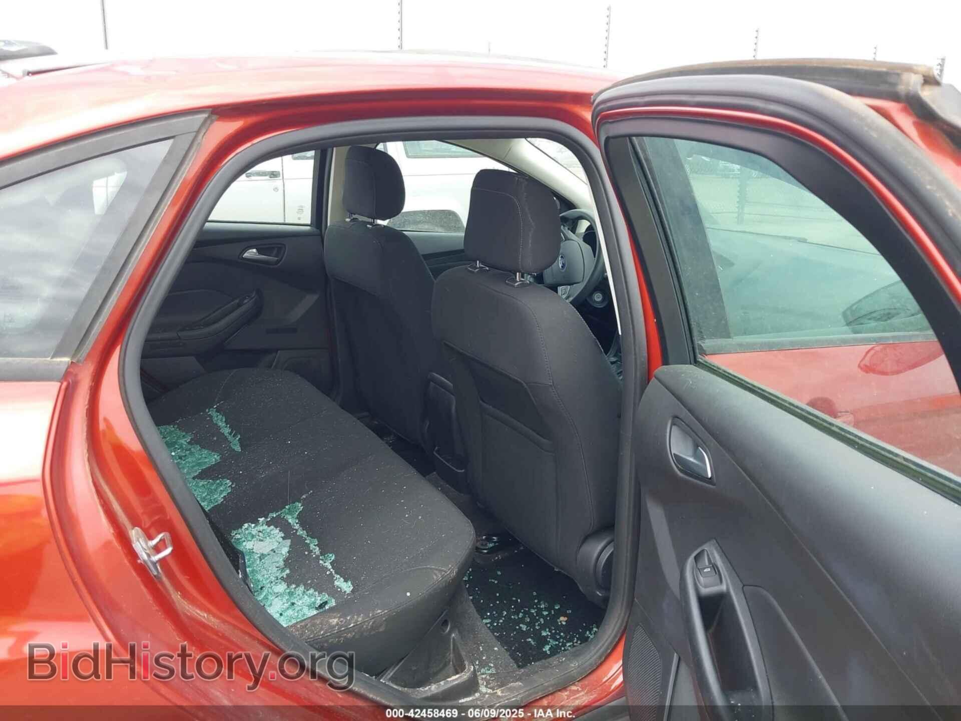 2018 FORD FOCUS - VIN: 1FADP3F24JL267705 - Фото 8