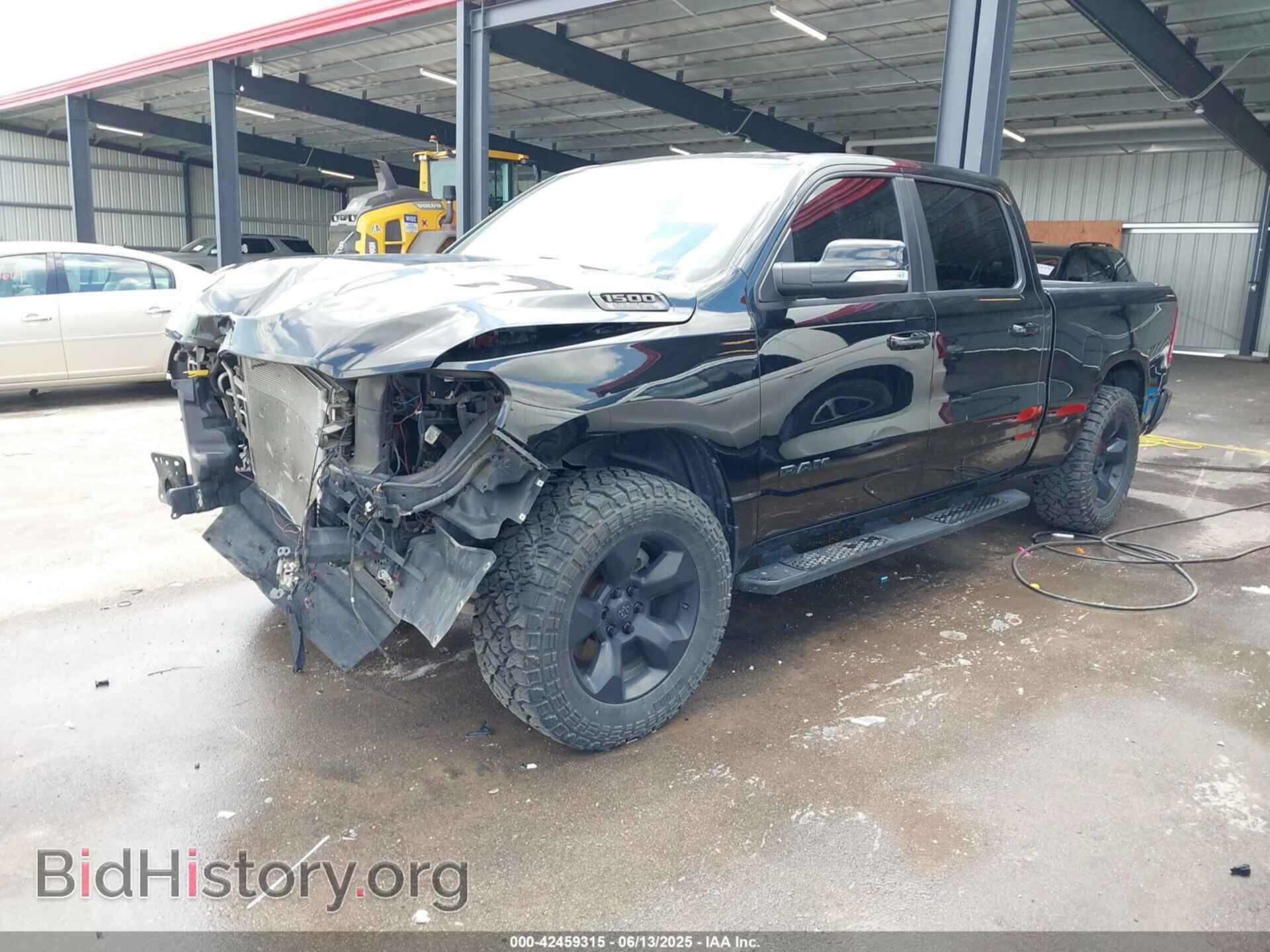 2019 RAM 1500 - VIN: 1C6SRFMT7KN736680 - Фото 2