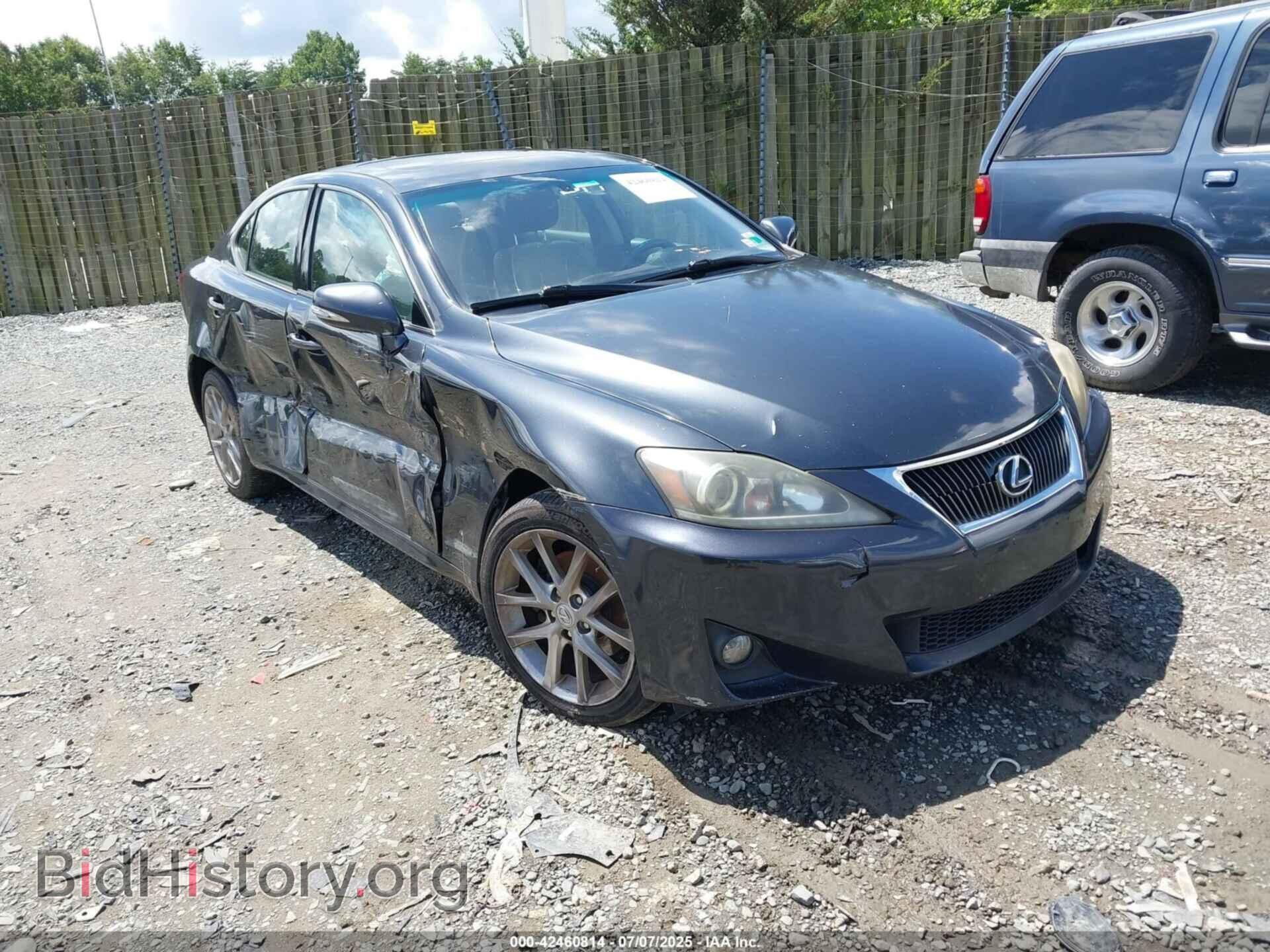 Фотография JTHCF5C21B5050867 - LEXUS IS 250 2011