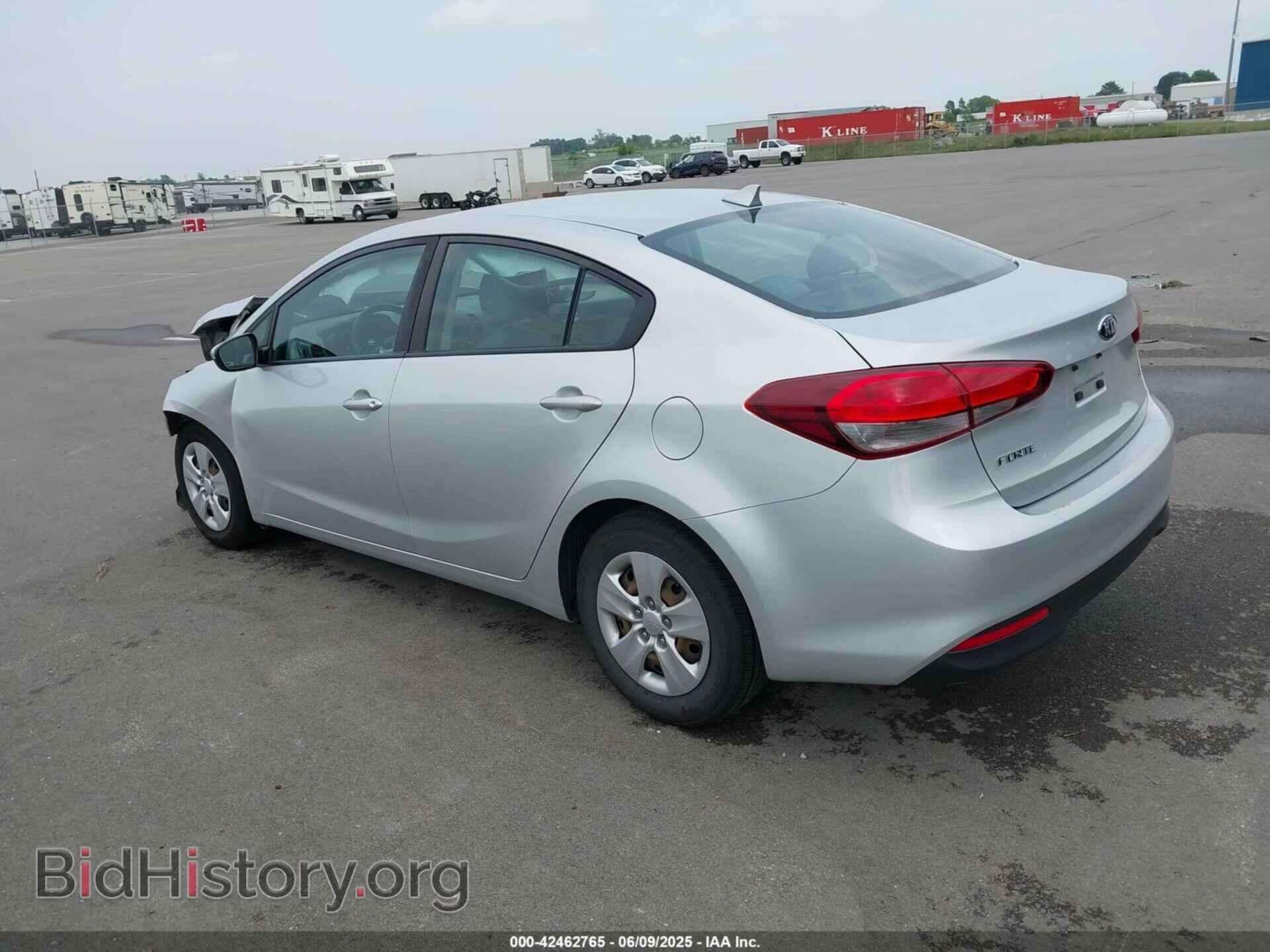 2017 KIA FORTE - VIN: 3KPFL4A71HE107100 - Фото 3