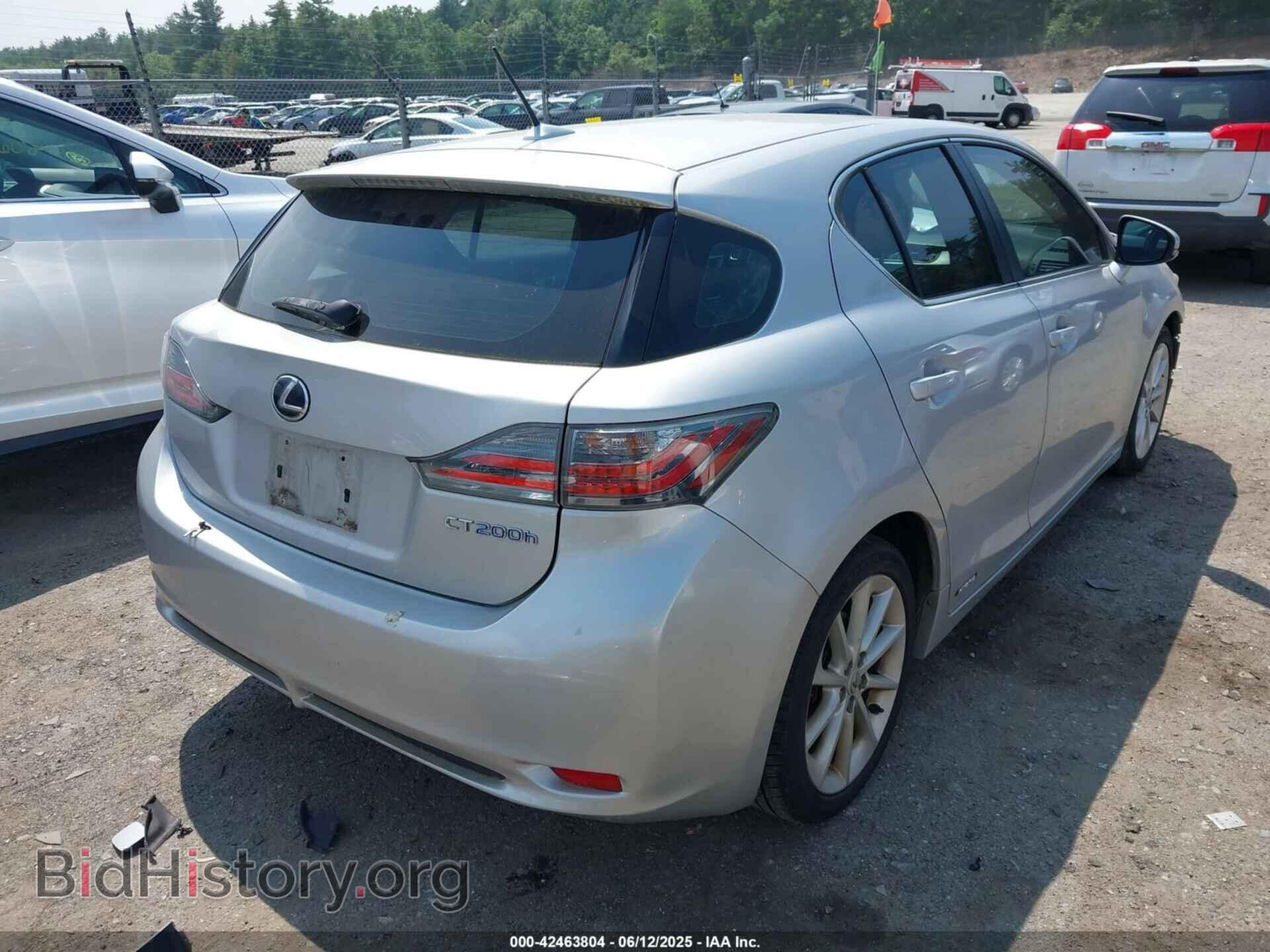 2011 LEXUS CT 200H - VIN: JTHKD5BH5B2008176 - Photo 4