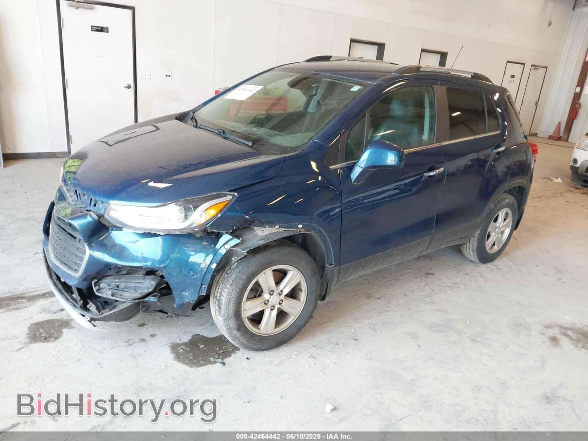 2019 CHEVROLET TRAX - VIN: 3GNCJPSB3KL264831 - Фото 2