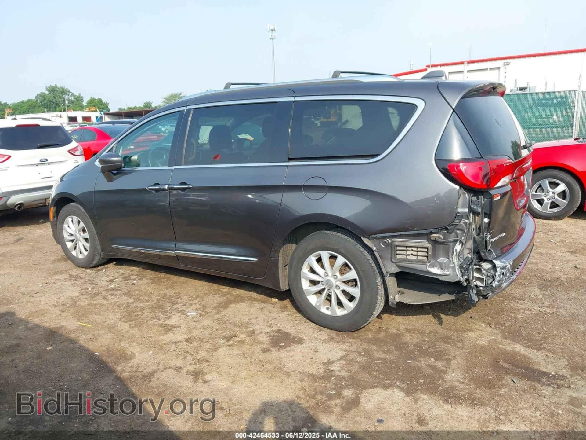 2019 CHRYSLER PACIFICA - VIN: 2C4RC1BG2KR704756 - Фото 14