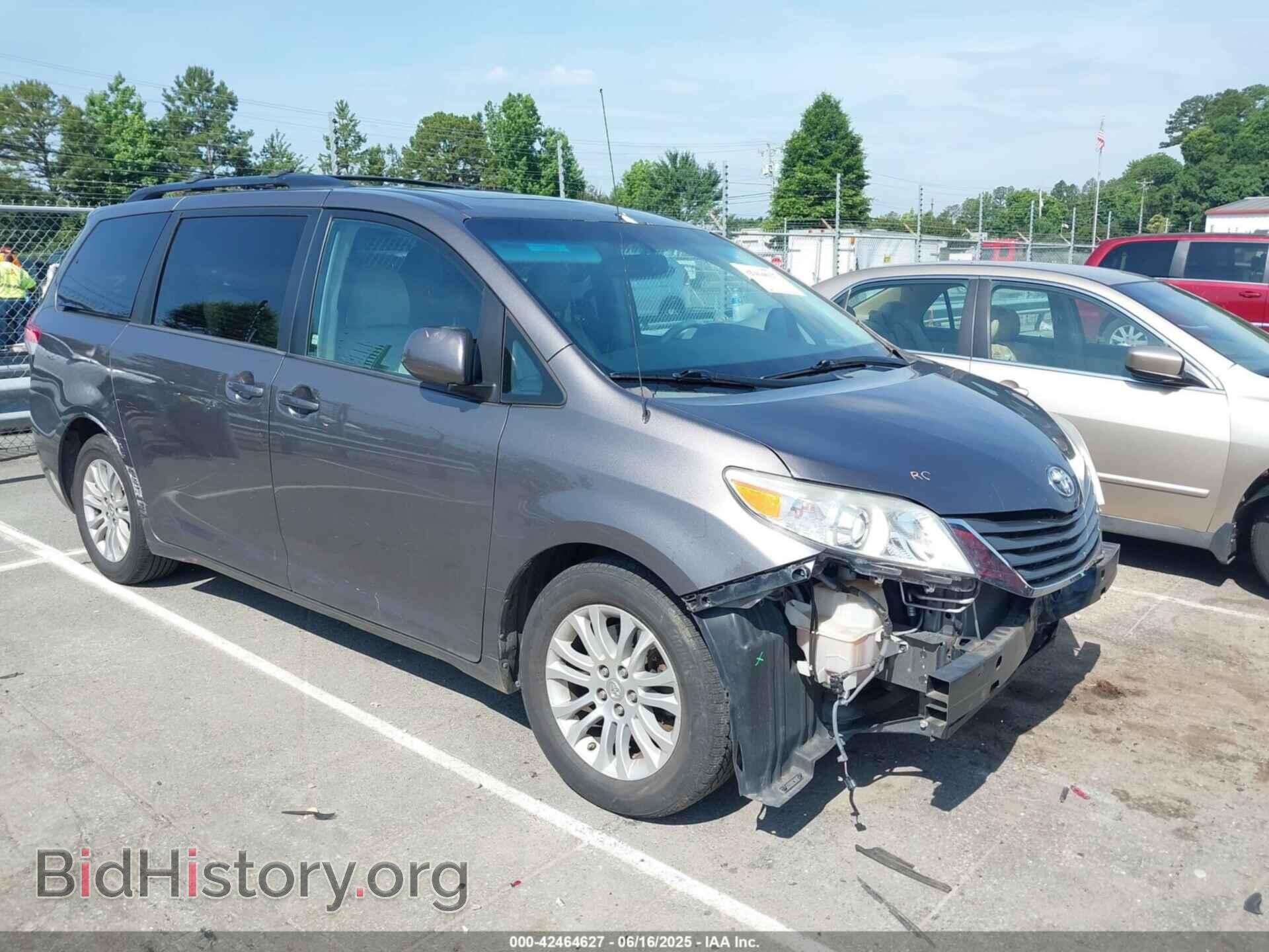 Фотография 5TDYK3DC4DS335199 - TOYOTA SIENNA 2013