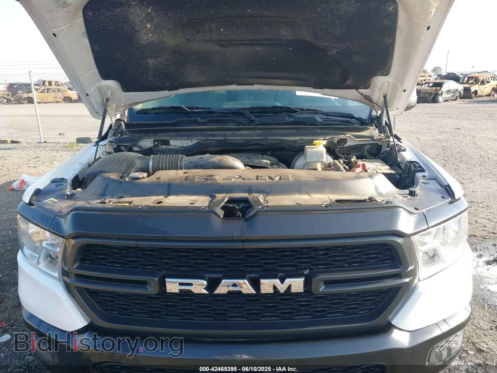 2019 RAM 1500 - VIN: 1C6RRECT3KN664208 - Фото 10