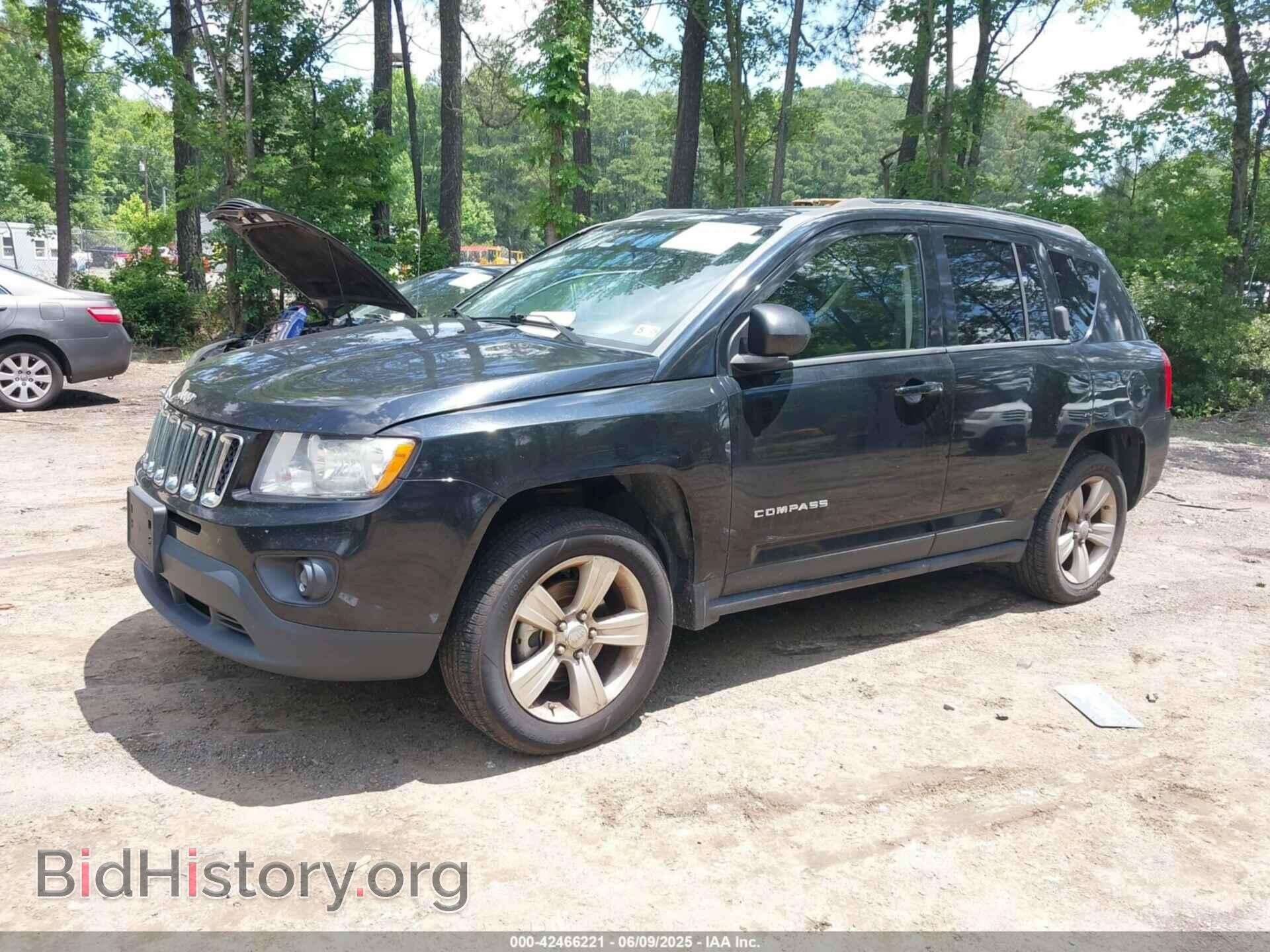 2012 JEEP COMPASS - VIN: 1C4NJDEB6CD656012 - Фото 2