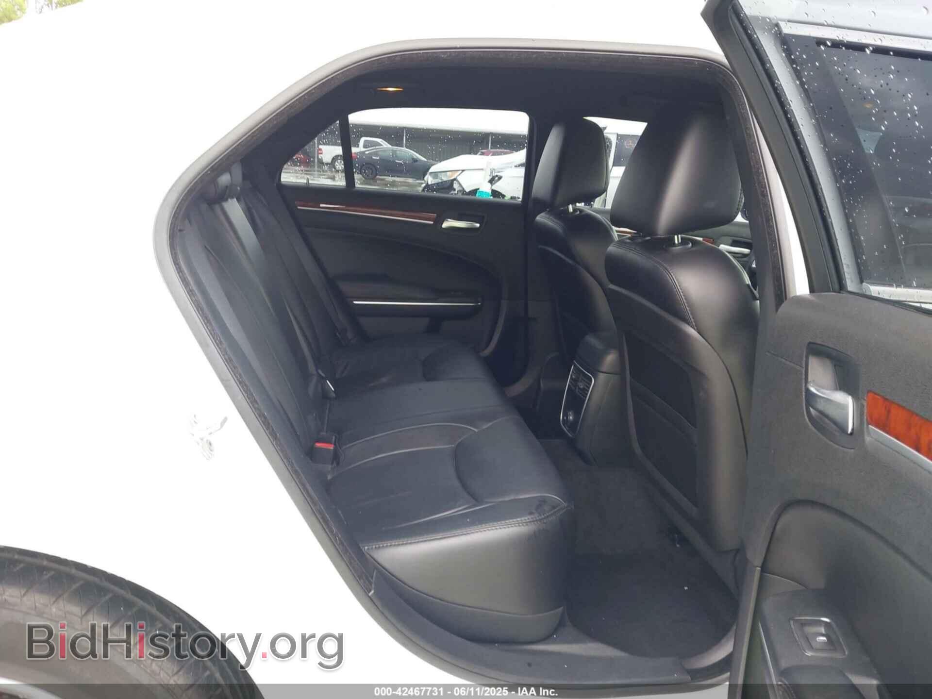 2013 CHRYSLER 300 - VIN: 2C3CCAAG1DH712206 - Фото 8