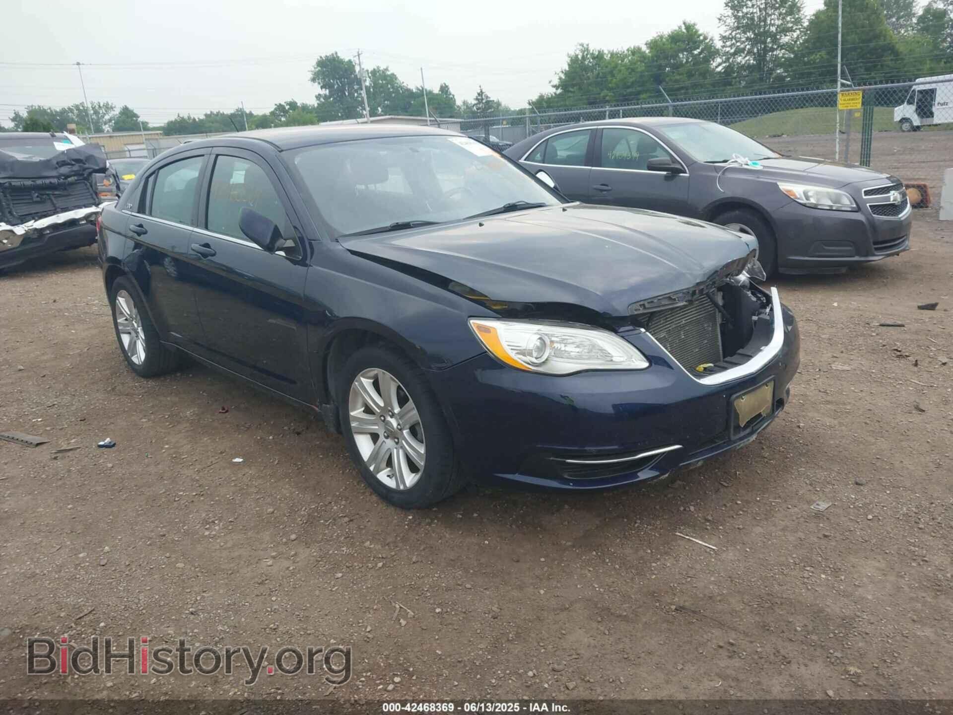 Фотография 1C3CCBBB4DN550426 - CHRYSLER 200 2013