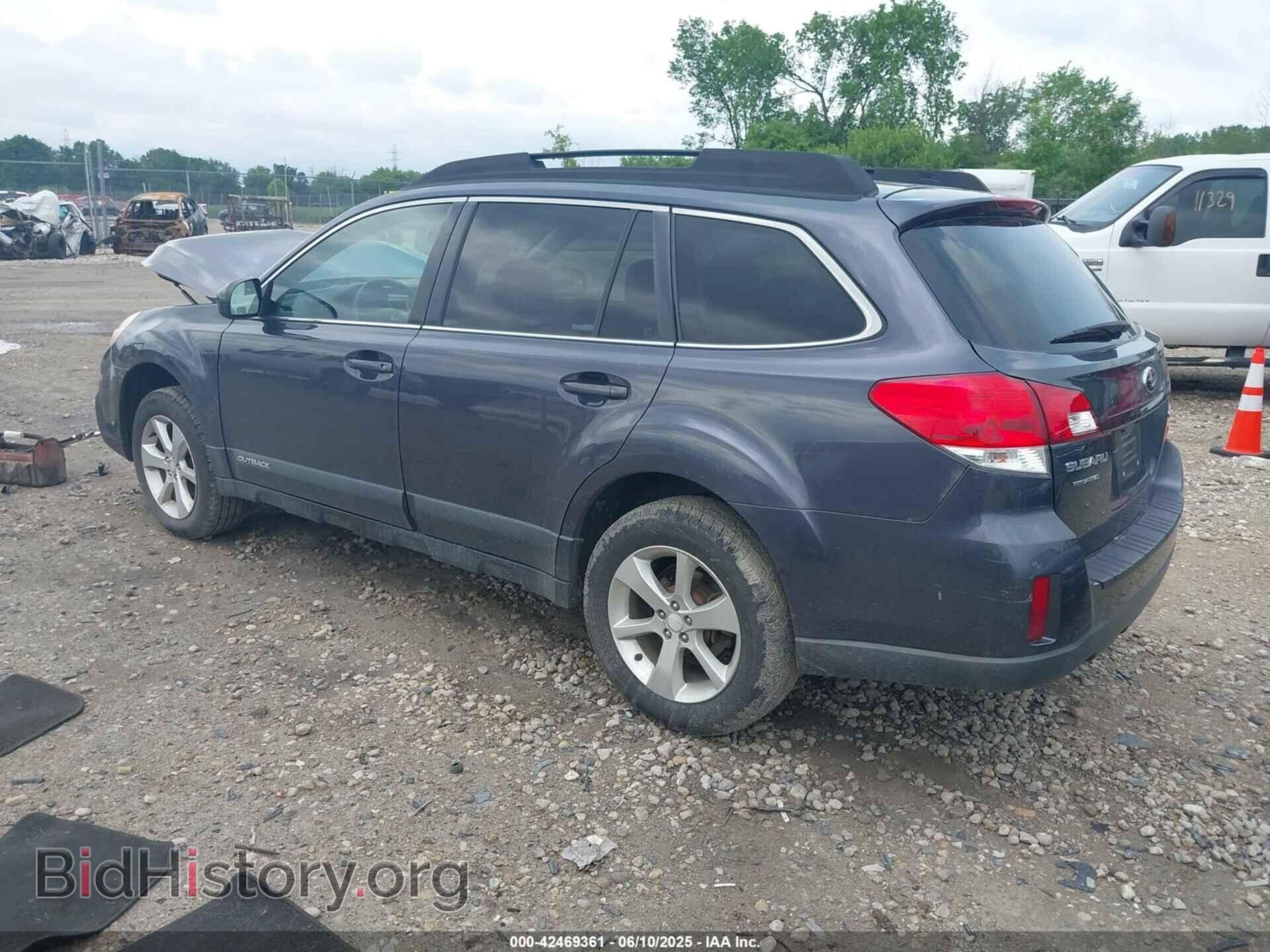 2013 SUBARU OUTBACK - VIN: 4S4BRCGC0D3300377 - Фото 3