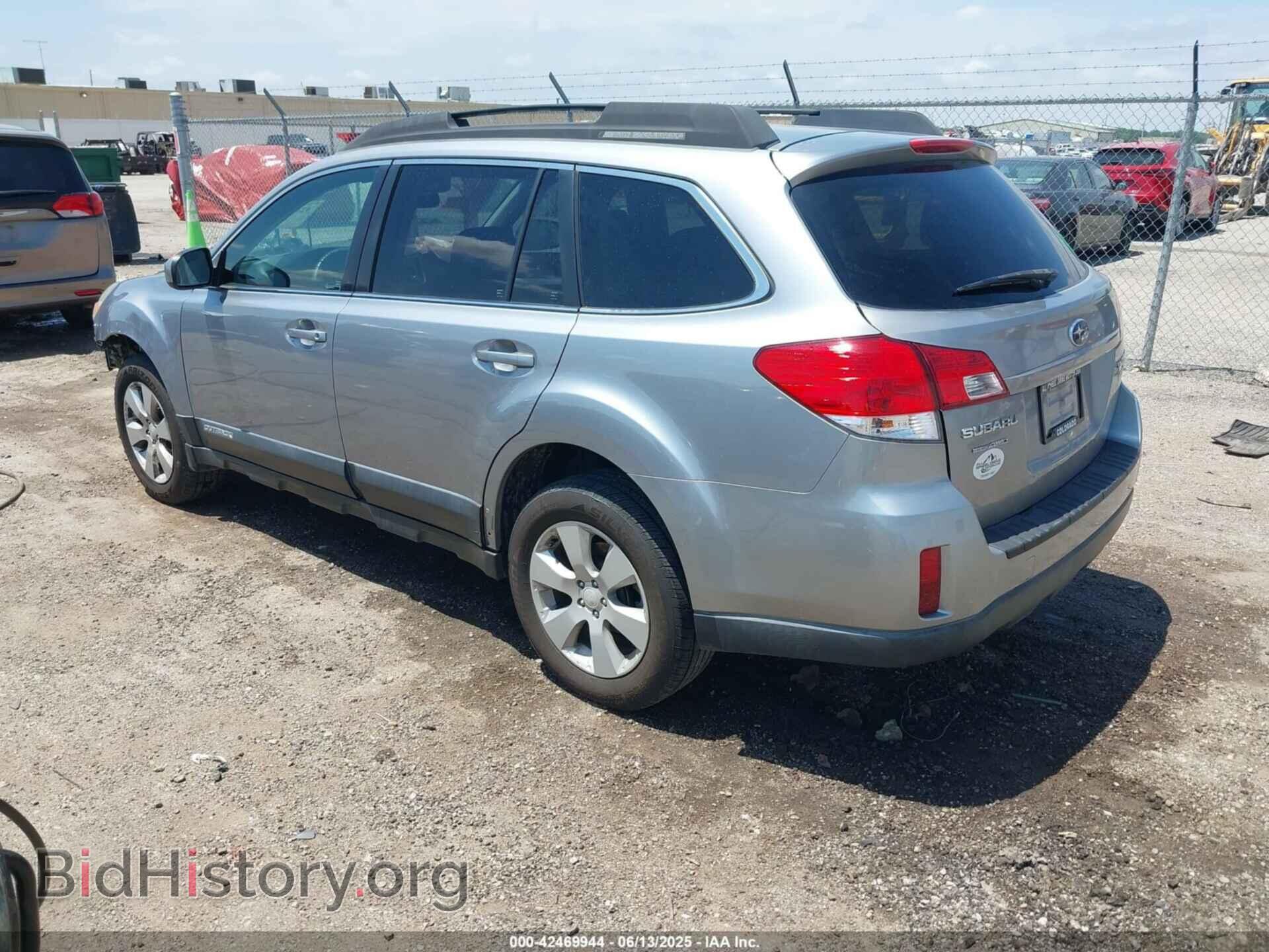 2011 SUBARU OUTBACK - VIN: 4S4BRBCC8B3422823 - Фото 3
