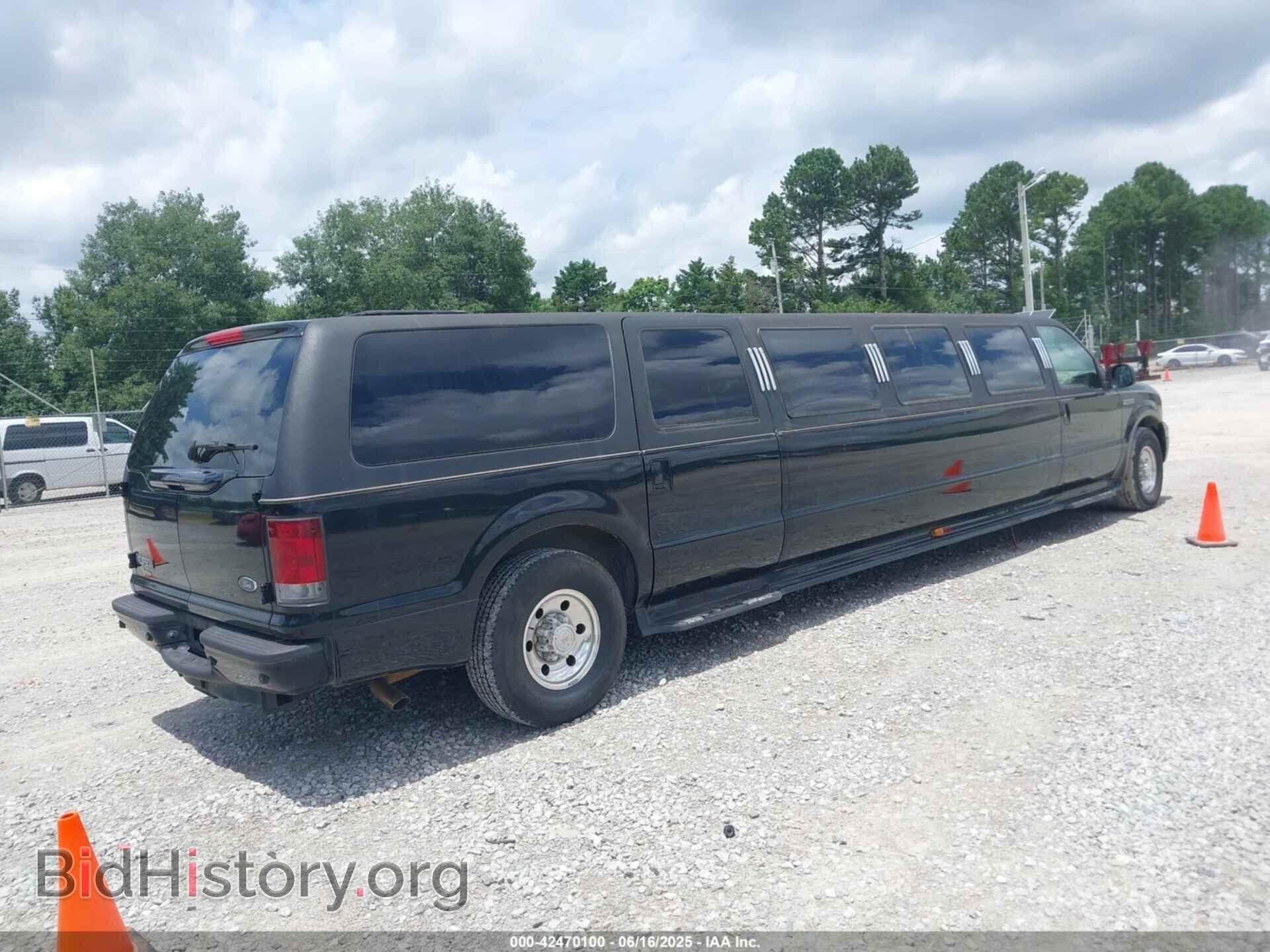 2005 FORD EXCURSION - VIN: 1F1NU40S45EA15820 - Photo 4
