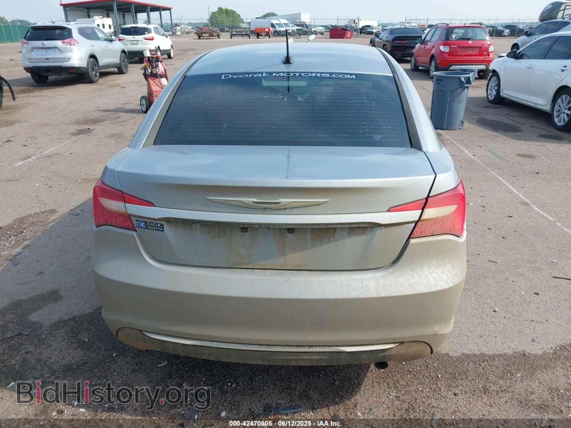 2013 CHRYSLER 200 - VIN: 1C3CCBAB3DN647280 - Фото 16