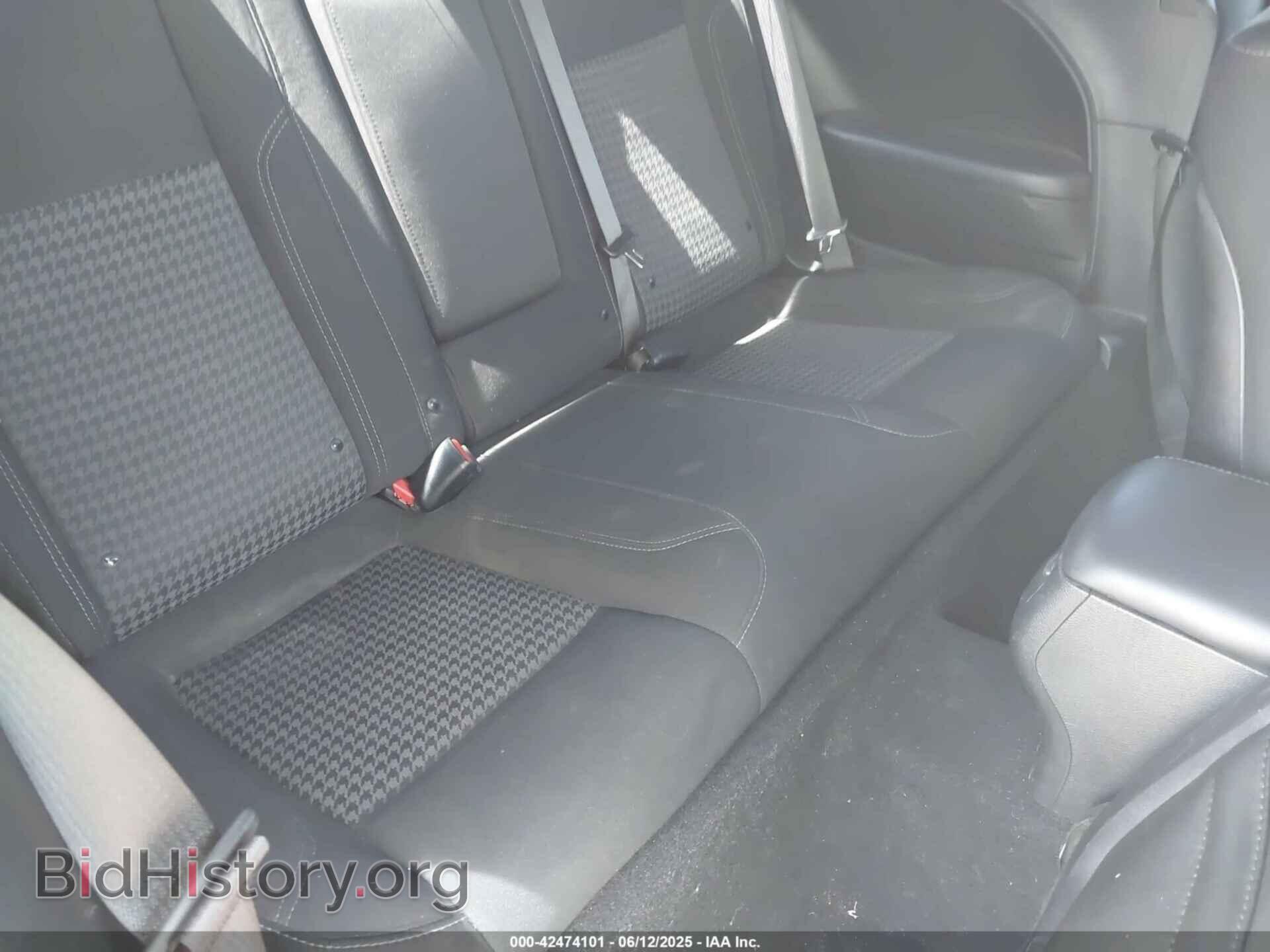 2019 DODGE CHALLENGER - VIN: 2C3CDZAG4KH751610 - Фото 8