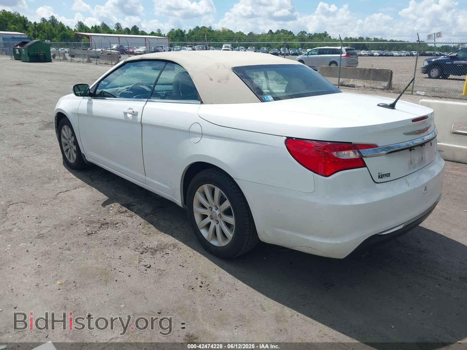 2011 CHRYSLER 200 - VIN: 1C3BC2EG9BN560479 - Фото 3