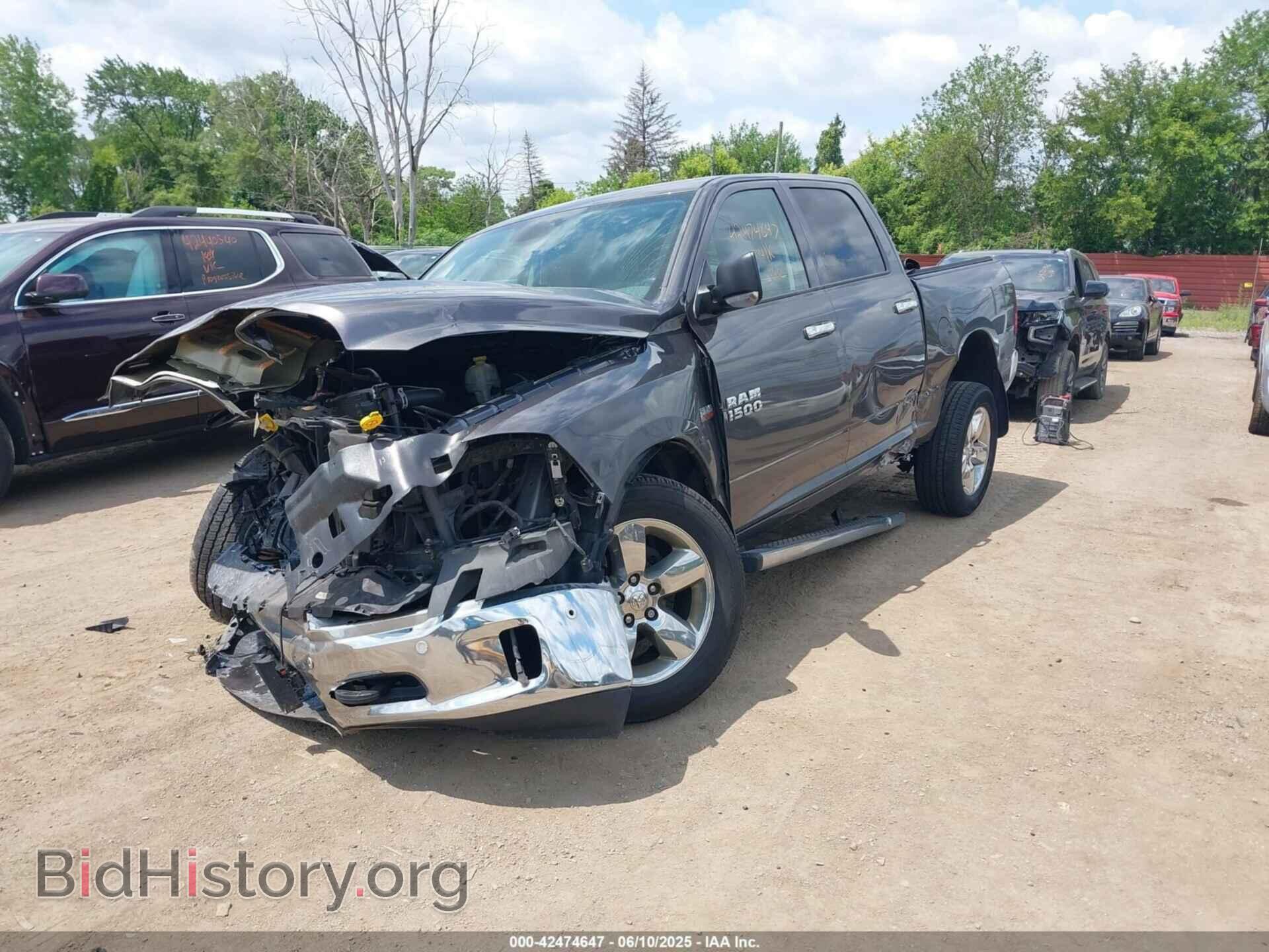 2015 RAM 1500 - VIN: 1C6RR7LT1FS732976 - Фото 2