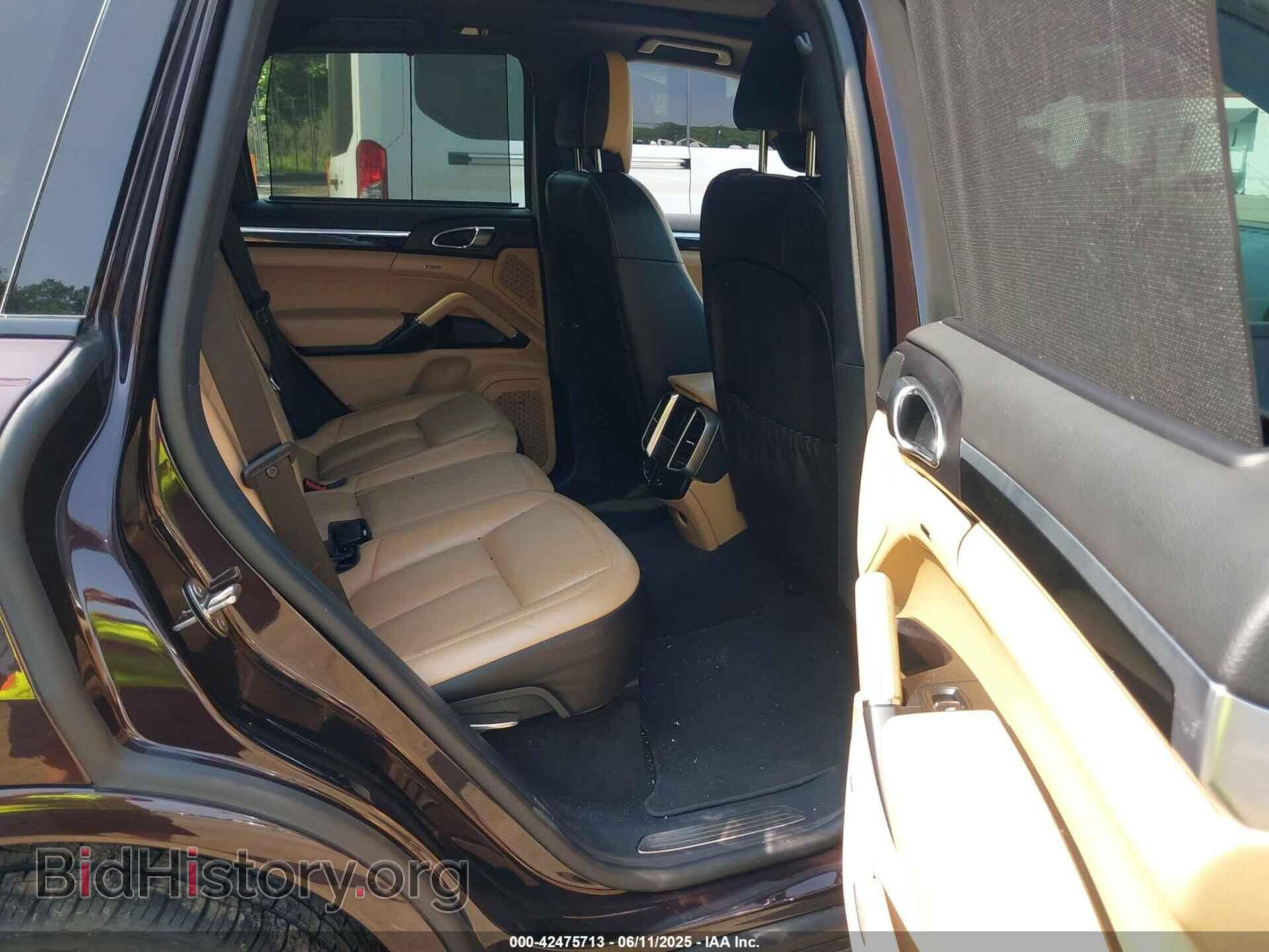 2017 PORSCHE CAYENNE - VIN: WP1AA2A21HKA88424 - Фото 8