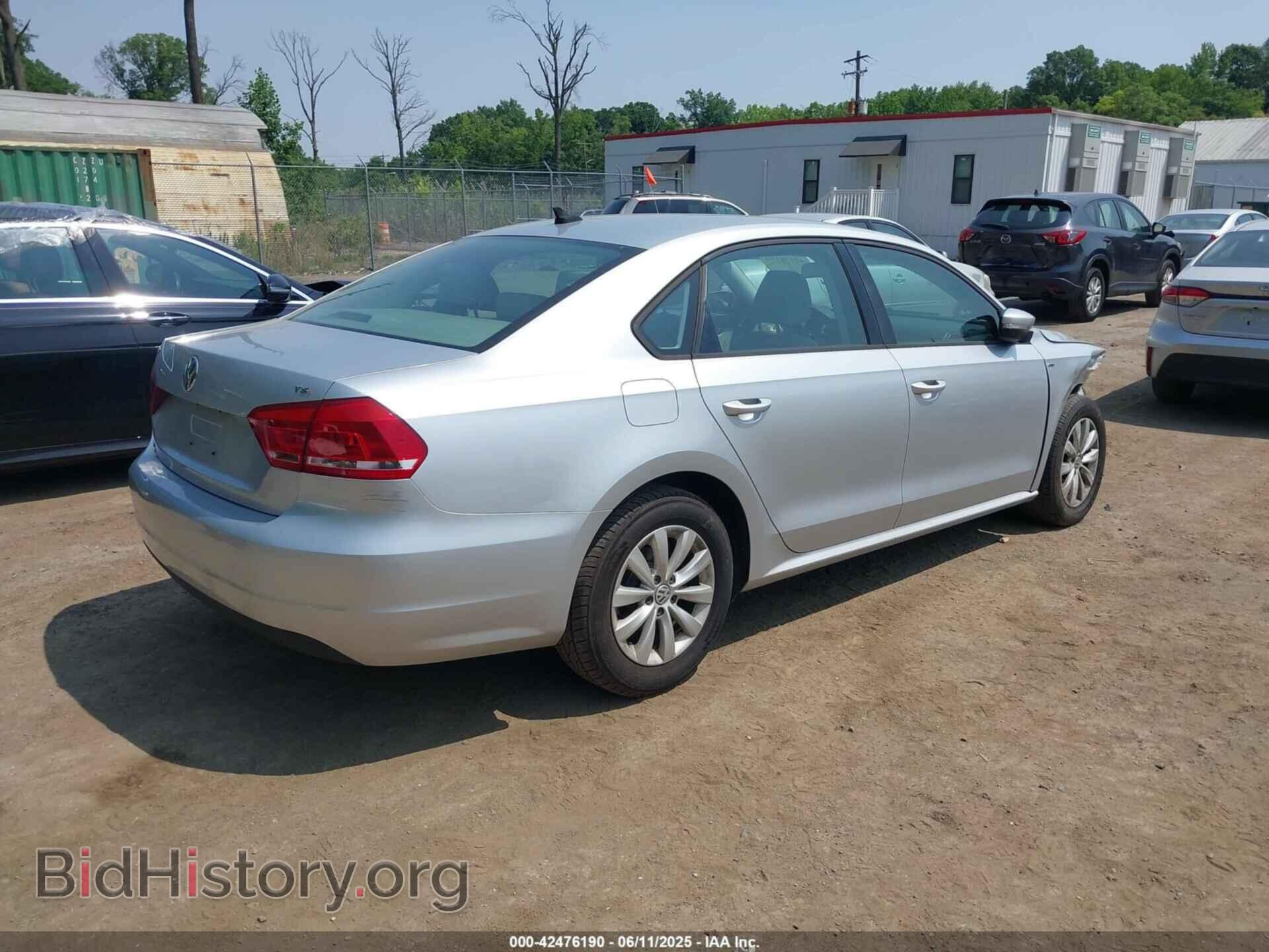 2015 VOLKSWAGEN PASSAT - VIN: 1VWAT7A32FC005153 - Фото 4