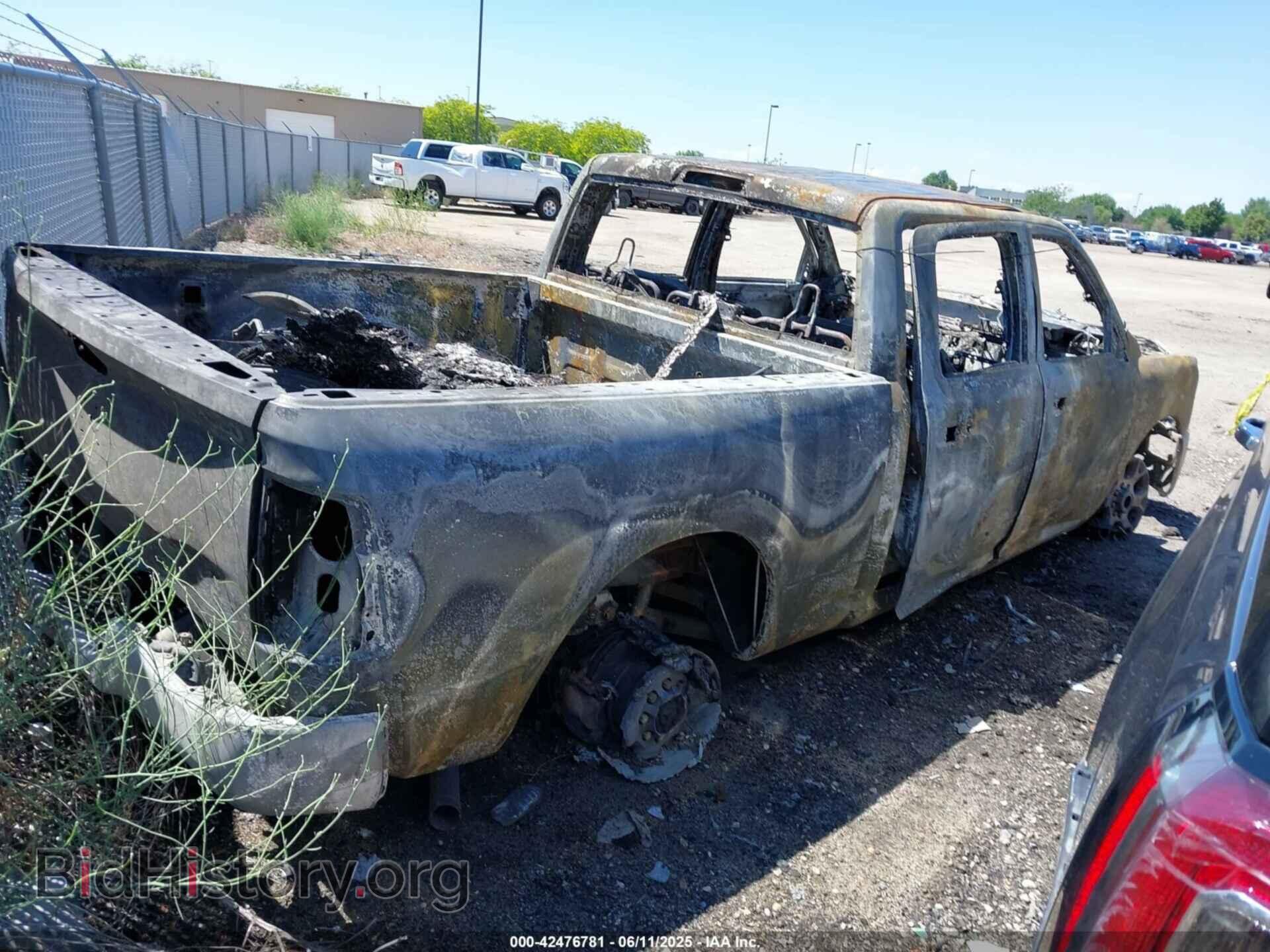 2023 RAM 2500 - VIN: 3C6UR5FL2PG538072 - Фото 4