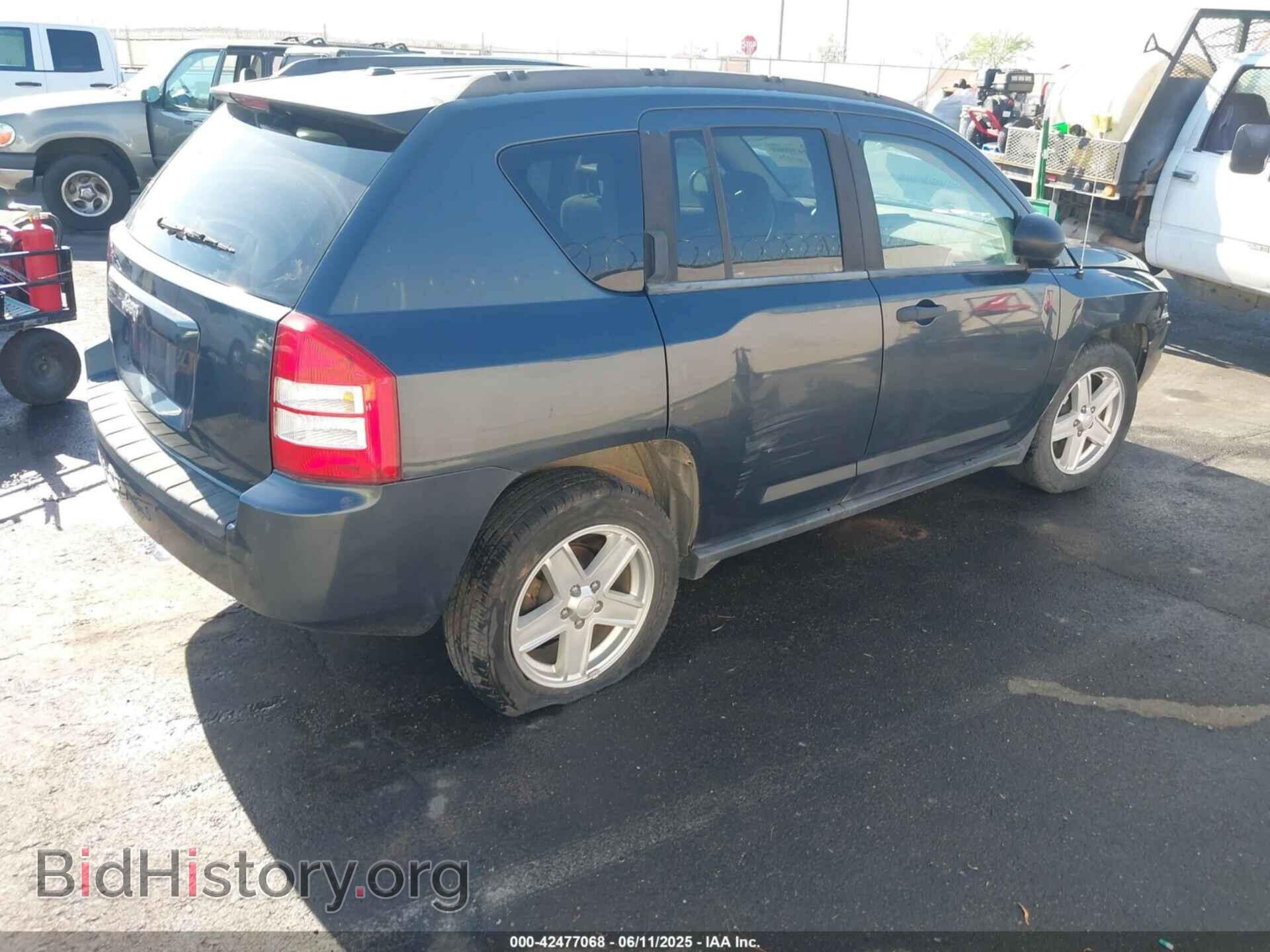2007 JEEP COMPASS - VIN: 1J8FT470X7D340346 - Фото 4