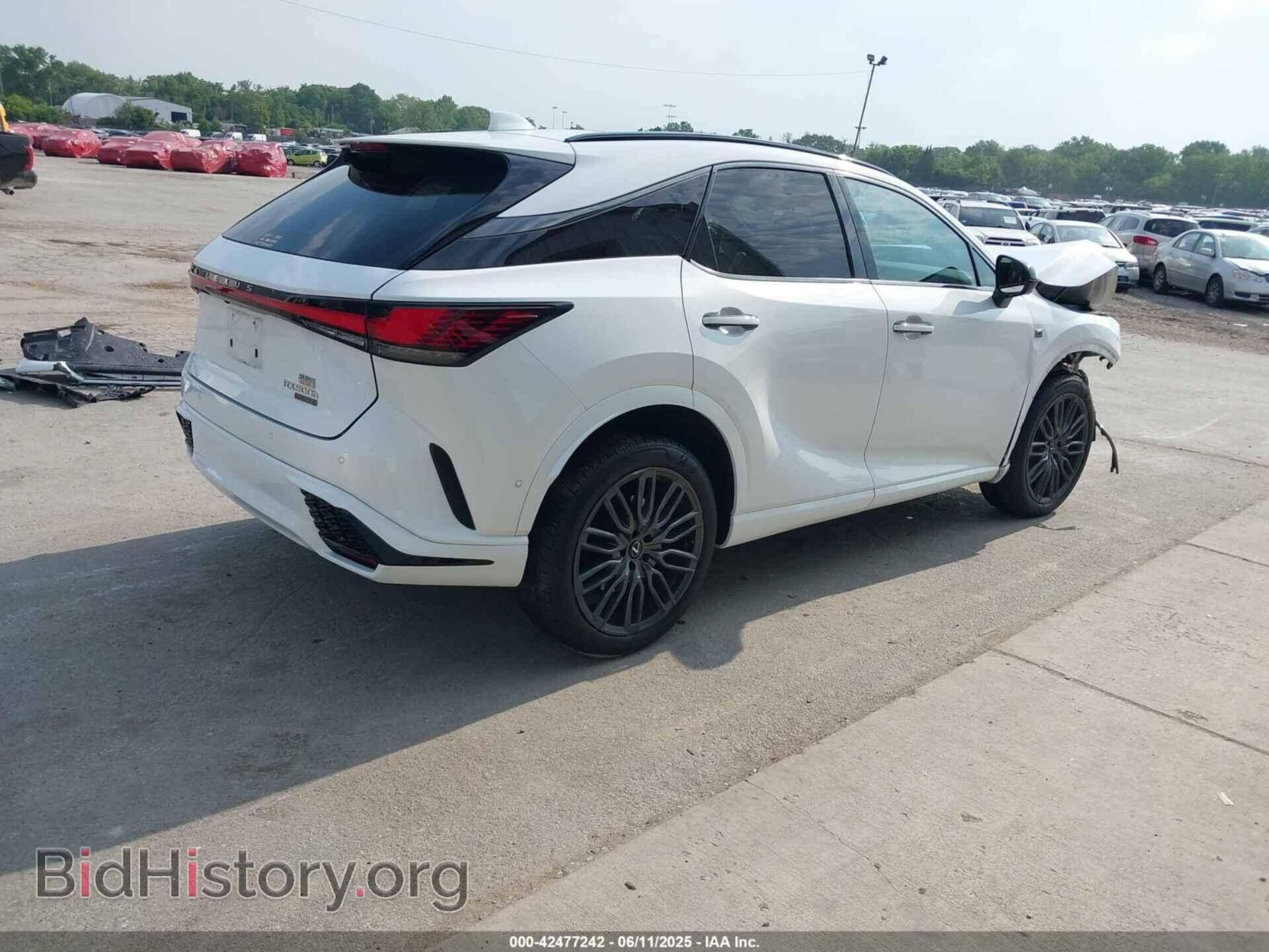2023 LEXUS RX - VIN: 2T2BCMEA2PC001025 - Фото 4