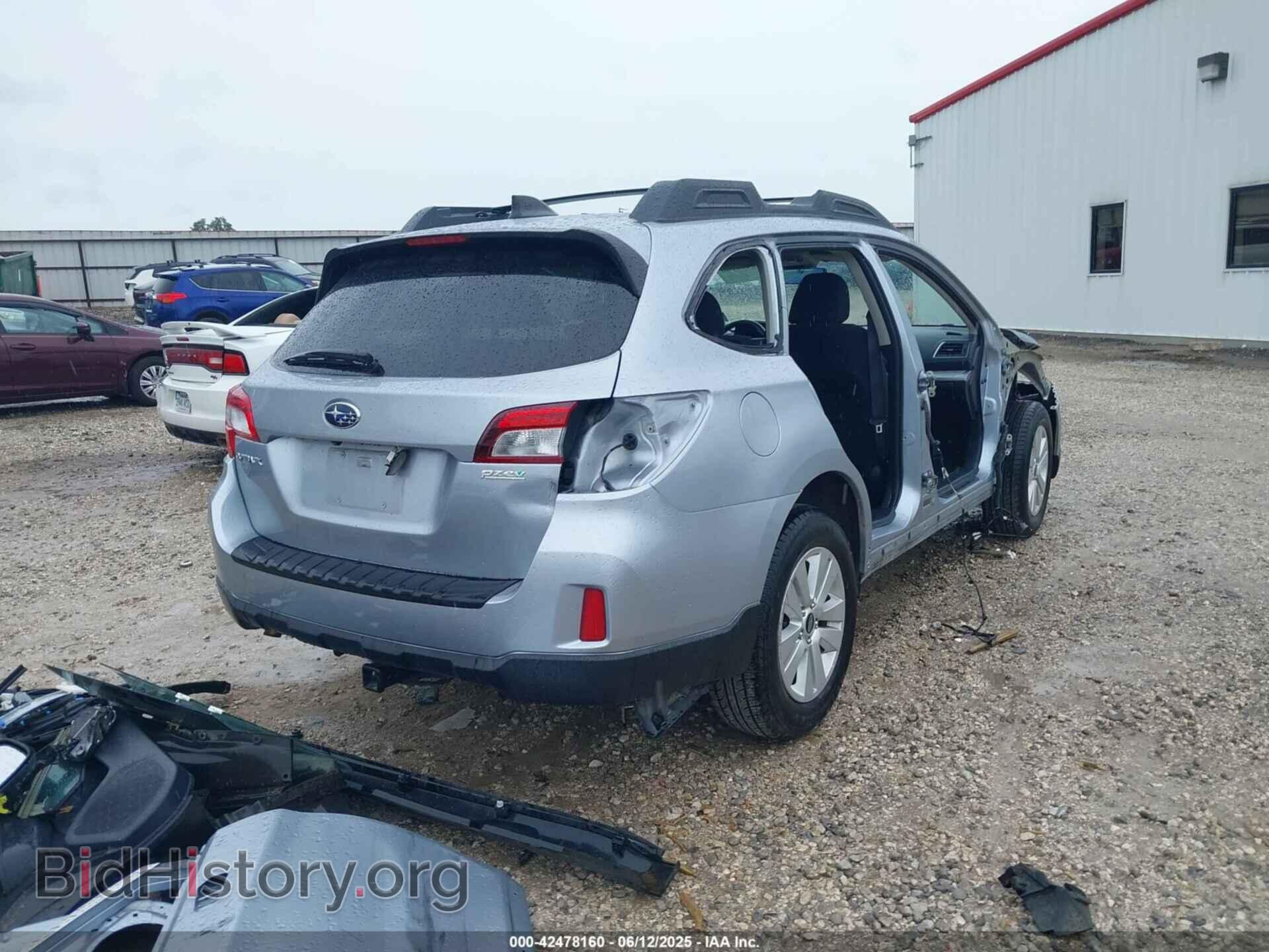 2017 SUBARU OUTBACK - VIN: 4S4BSACC9H3260921 - Фото 4
