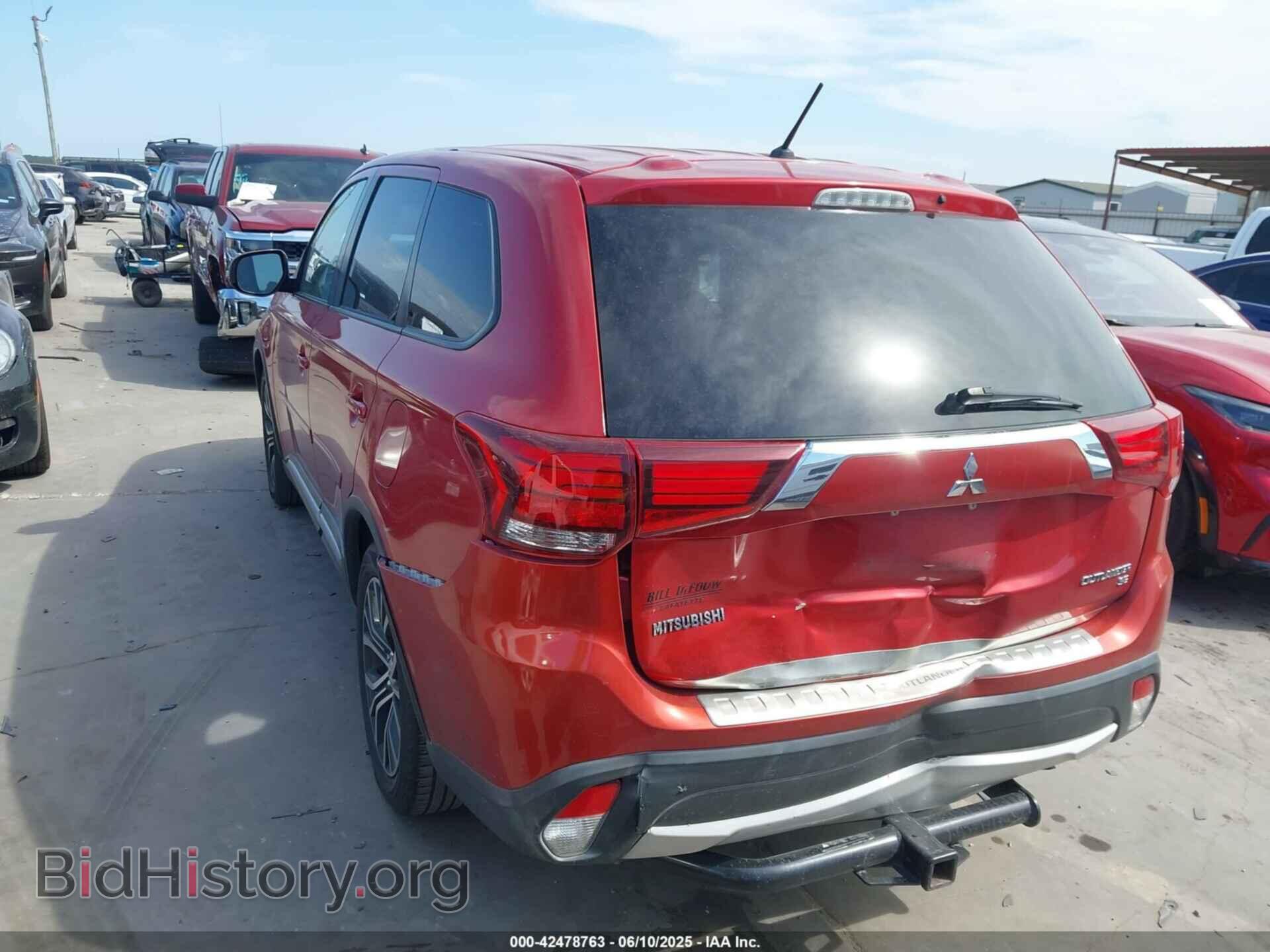 2016 MITSUBISHI OUTLANDER - VIN: JA4AD3A36GZ003780 - Фото 3