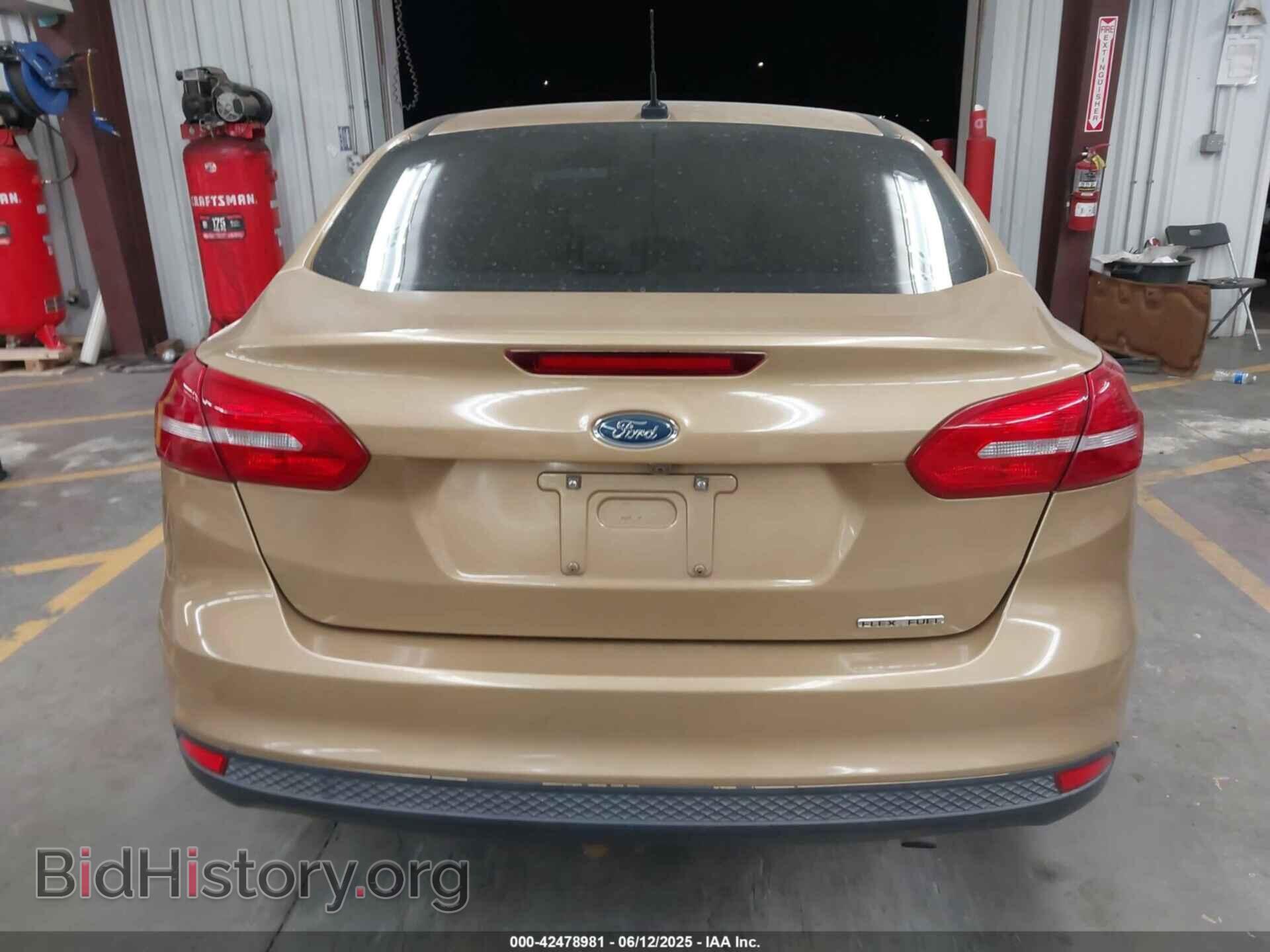 2016 FORD FOCUS - VIN: 1FADP3E25GL320387 - Фото 16