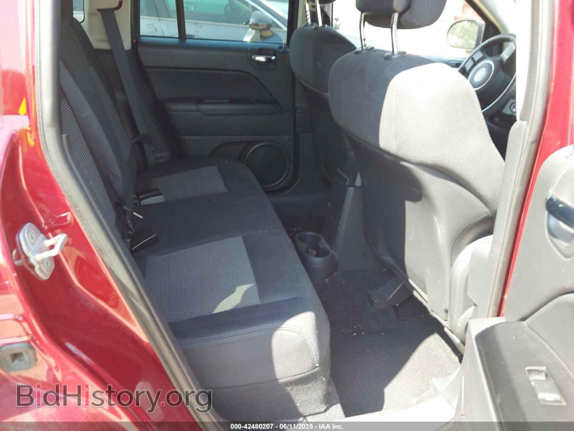 2011 JEEP COMPASS - VIN: 1J4NF1FB0BD164485 - Photo 8