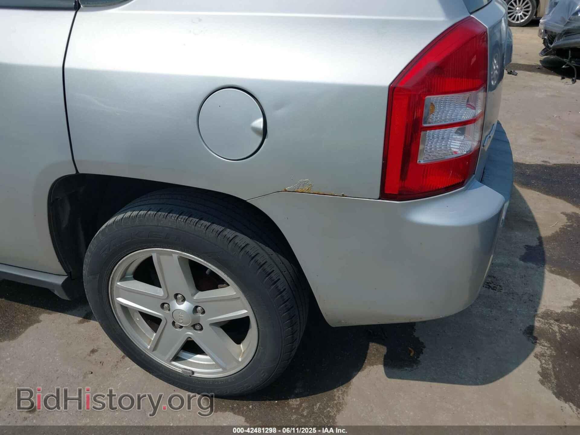 2007 JEEP COMPASS - VIN: 1J8FF47W97D383412 - Фото 19