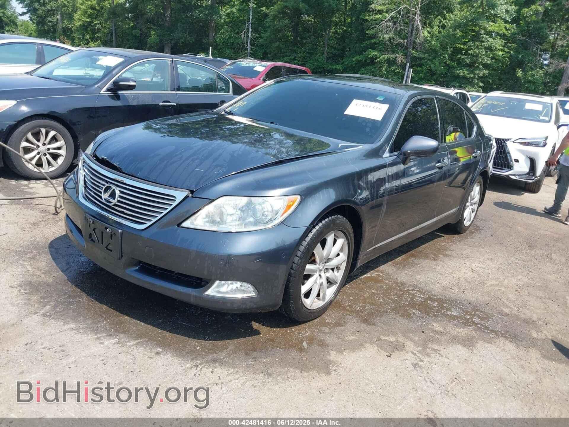 2007 LEXUS LS 460 - VIN: JTHBL46F475042749 - Photo 2