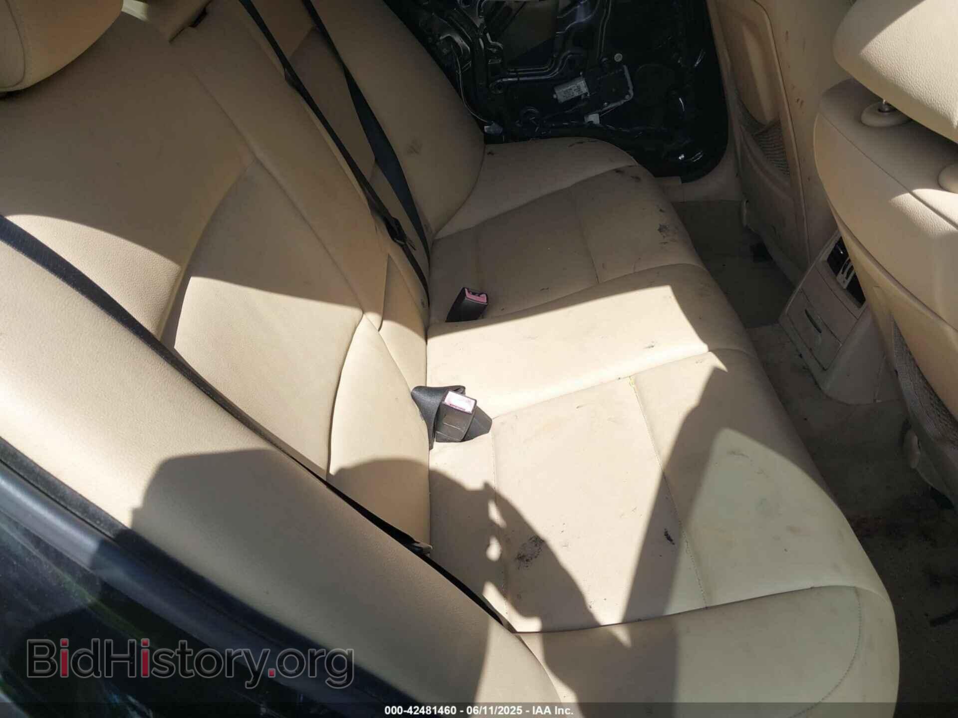 2007 BMW 328 - VIN: WBAVA37577NL17404 - Фото 8