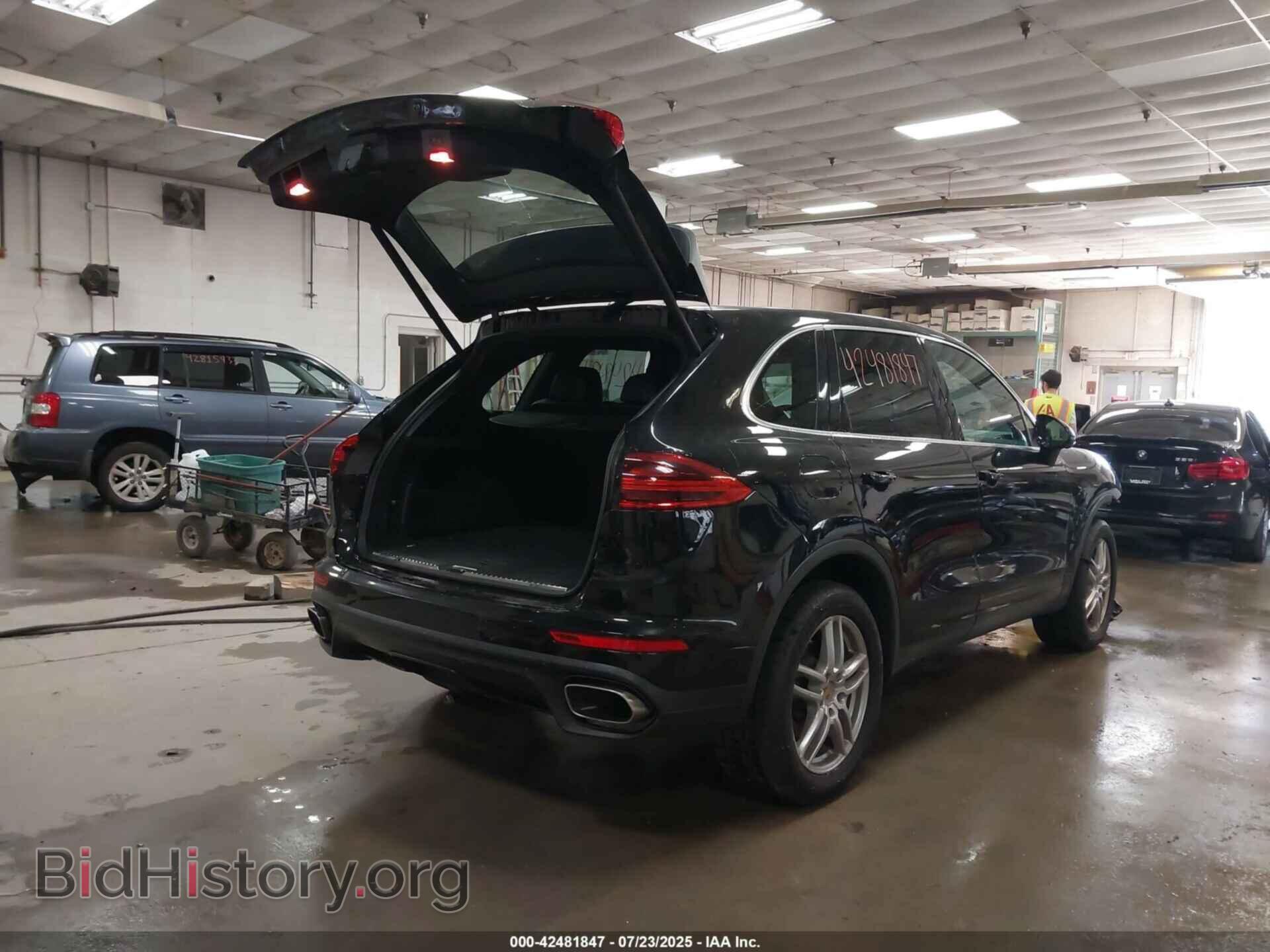 2016 PORSCHE CAYENNE - VIN: WP1AA2A27GLA08360 - Фото 4