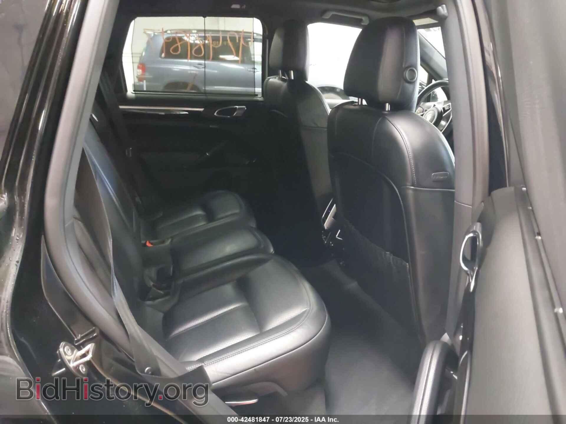 2016 PORSCHE CAYENNE - VIN: WP1AA2A27GLA08360 - Фото 8