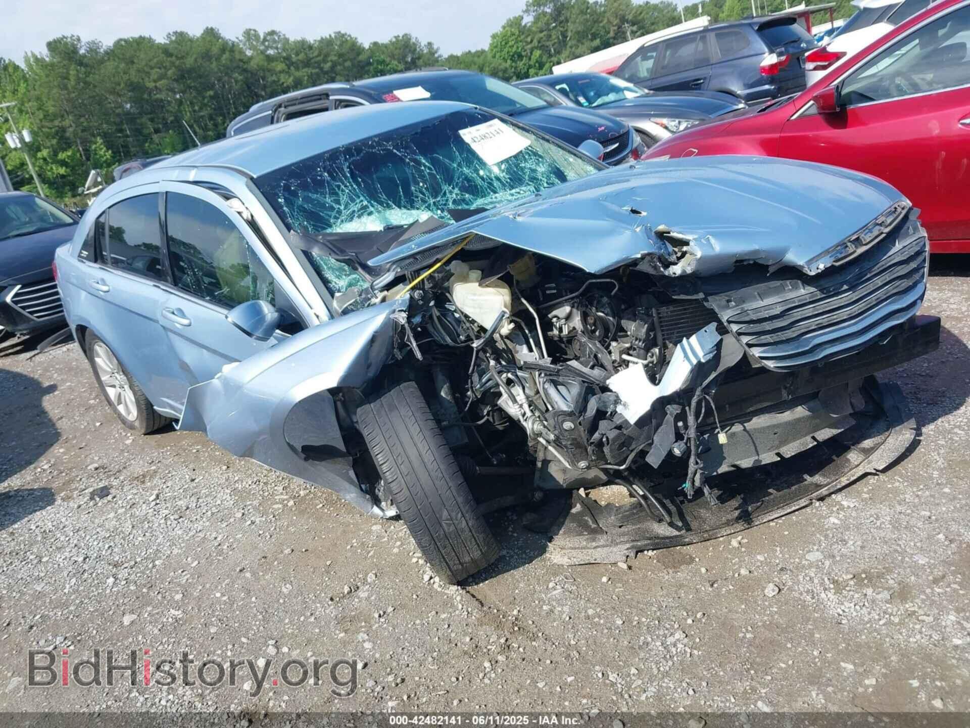 Photo 1C3CCBBBXEN195408 - CHRYSLER 200 2014